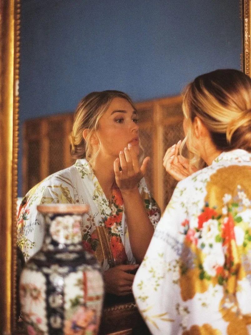 Cette ann&eacute;e je vais pas mal balader avec tous ces beaux mariages. L&rsquo;ann&eacute;e derni&egrave;re je suis all&eacute; en Normandie pour le mariage de Helene &amp; Henri au domaine du Chesney. C&rsquo;&eacute;tait une trop belle ambiance!
