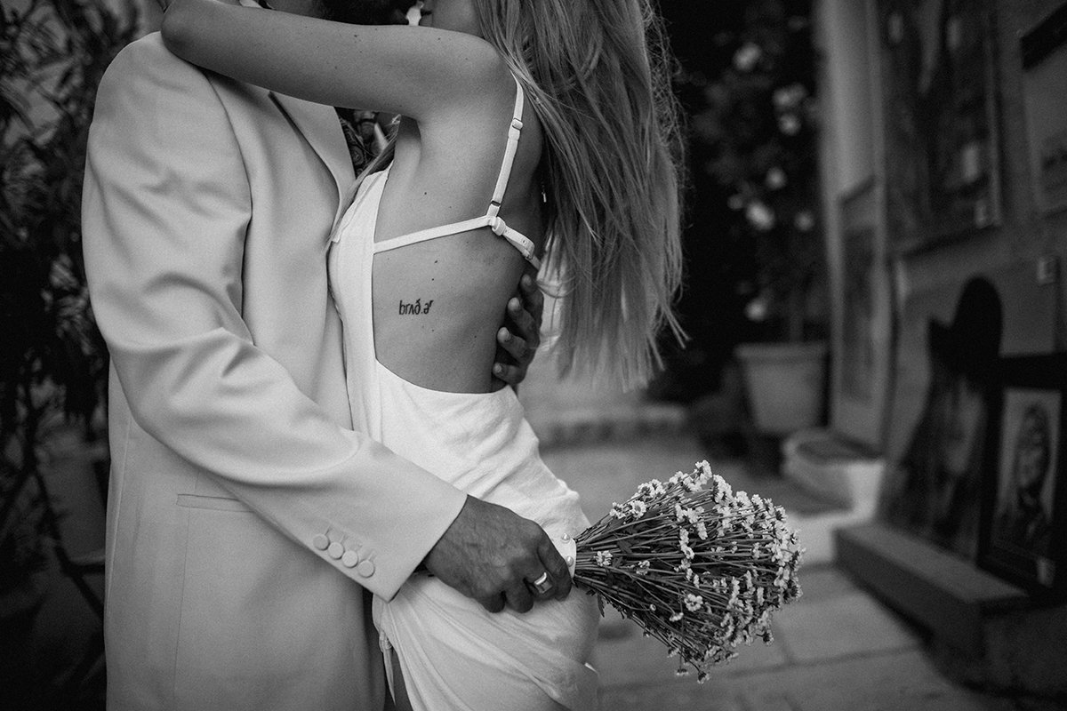 photographe-valence-mariage-couple-ruelle.jpg