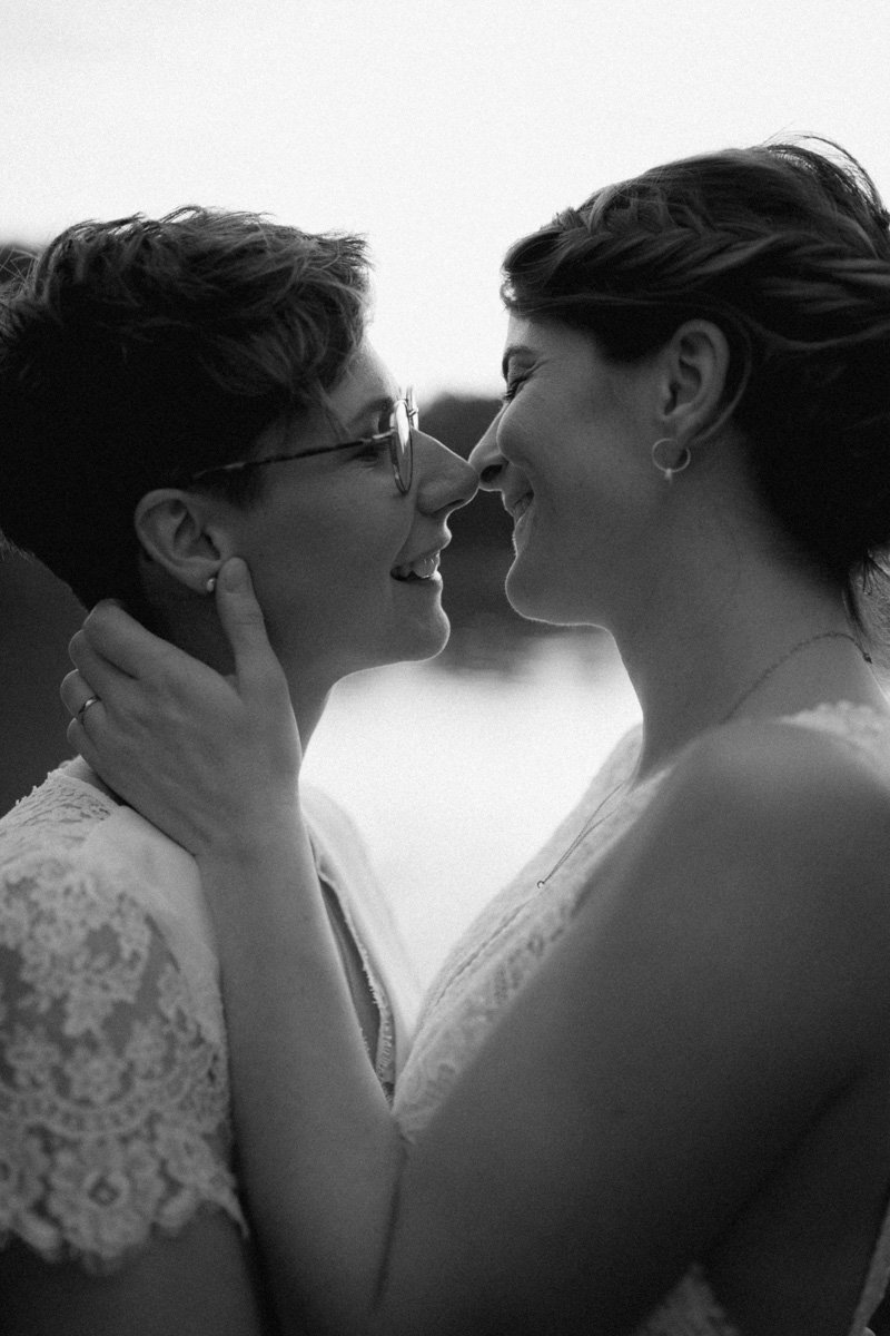 photographe-mariage-ardeche-femmes-noir-blanc.jpg