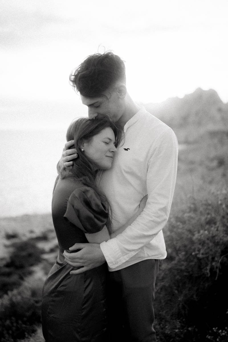 photographe-couple-toulon-goudes-vue-ile.jpg