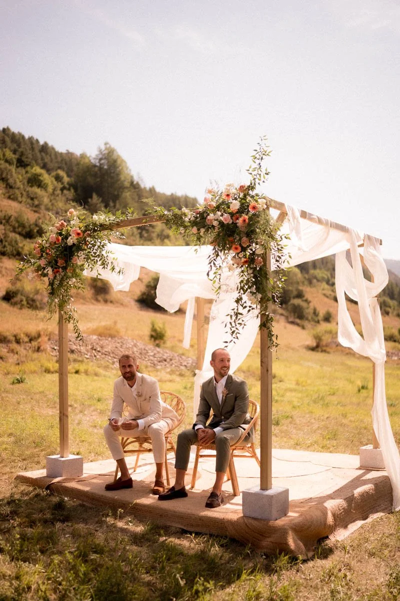 photographe-mariage-hautes-alpes-monetier-montagne.jpg