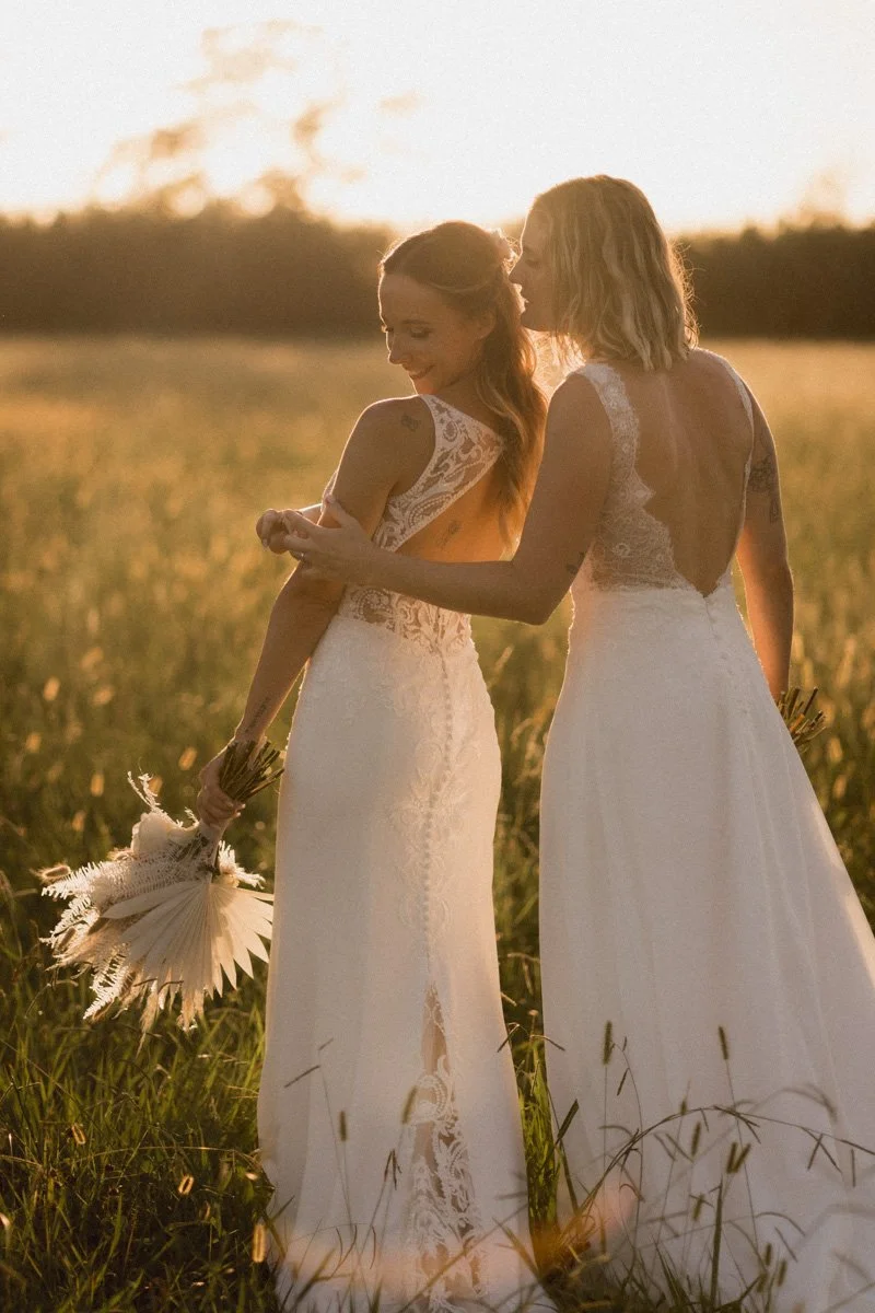 photographe-roquebrune-sur-argens-mariage-cote-coucher-soleil-champ.jpg