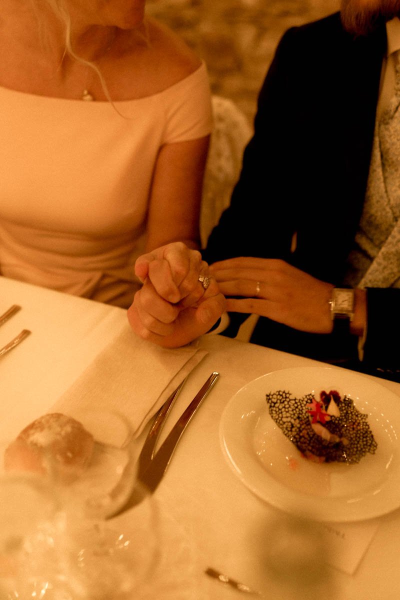 photographe-mariage-avignon-repas.jpg