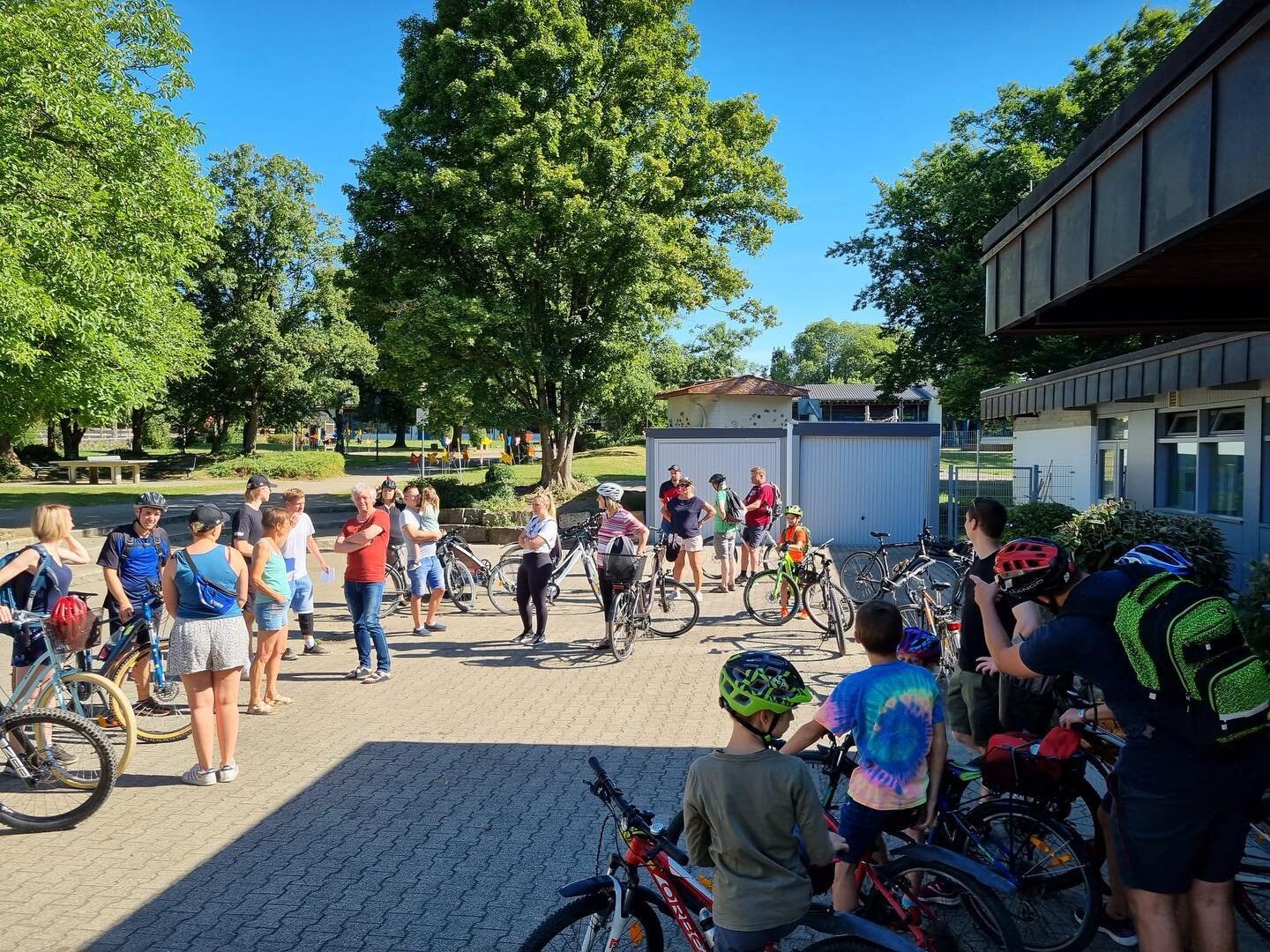 Nachtrag zur TTV Orientierungsfahrt🚲🗺🕵🏼&zwj;♂️

 Am Sonntag, den 17.07., fand sie nach jahrelanger Abstinenz endlich wieder statt: Die TTV Orientierungsfahrt. F&uuml;r &auml;ltere Vereinsmitglieder ein Klassiker, f&uuml;r viele aber eine v&ouml;l