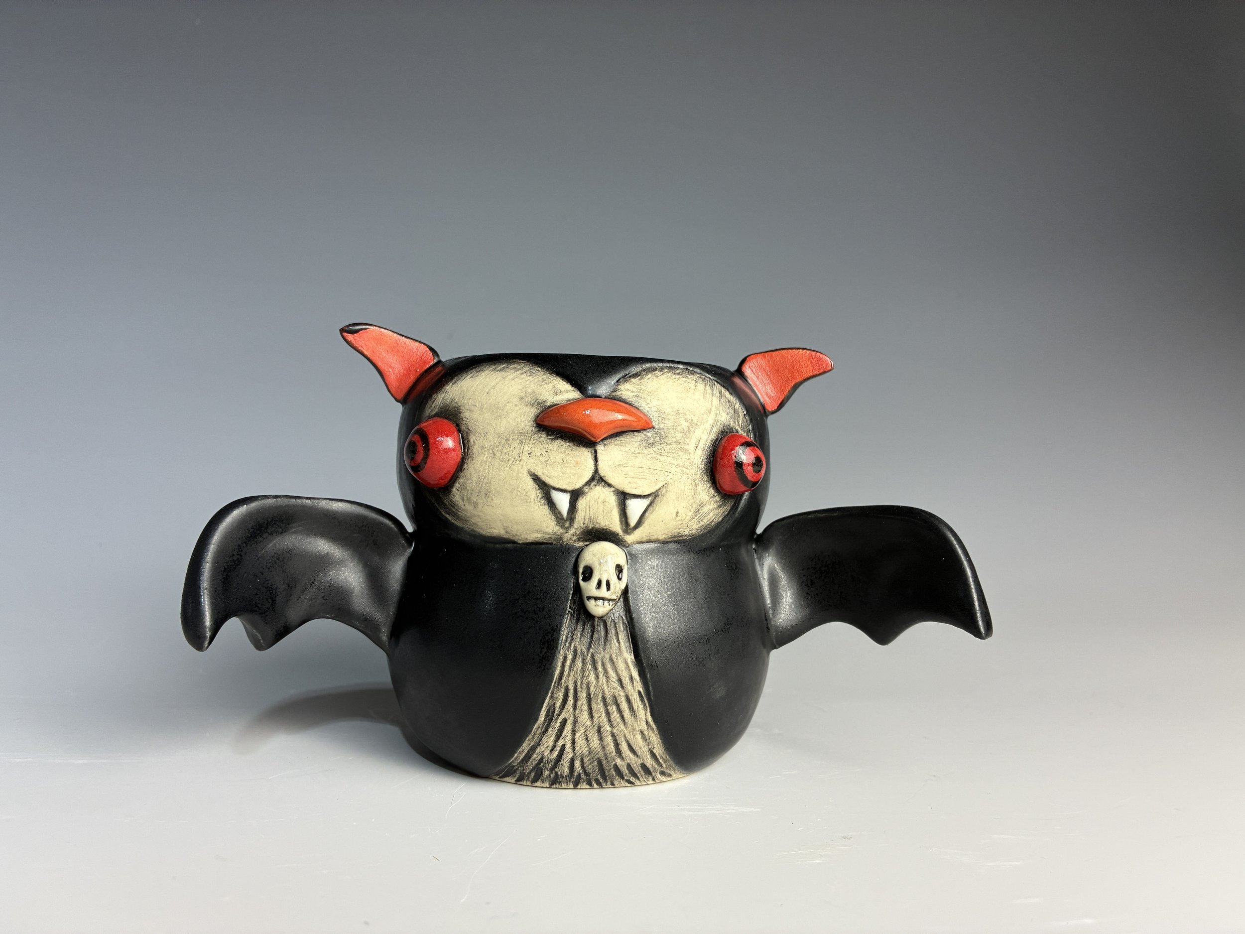 Beauregard Bat Cup detail.JPG