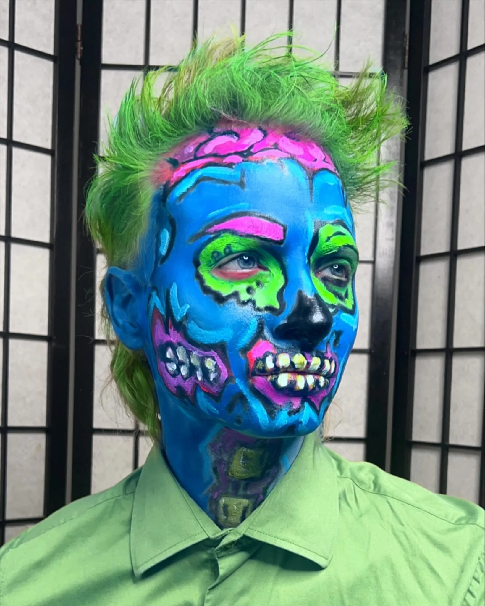 📍Toronto | Ossington | Beach(es)
🎃
🎃
🎃
#torontosalon #torontohalloween #torontohair #ossington #beachestoronto #dundaswest #zombieboy