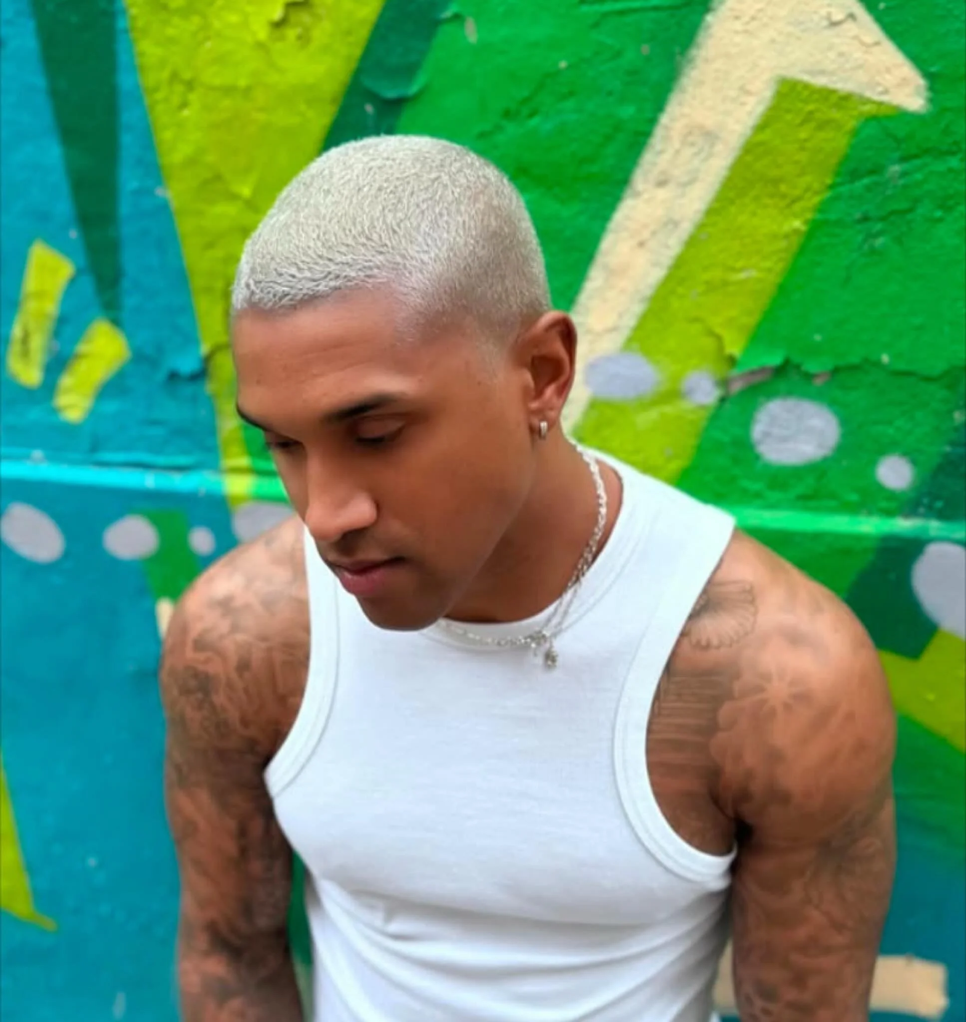 📍Ossington | Toronto 
Full Lighten &amp; Tone by @hairbymeladee | Master Stylists | Lightening &amp; Tone Expert
.
.
.
#torontoblonde #torontohairsalon #torontosalon #ossingtonstrip #dundaswest #westqueenwest