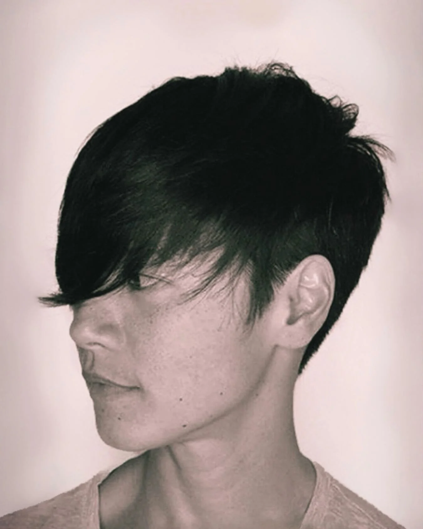 📍The Beach(es)
Cut by @hairbynathanielqu | Master Stylist | Precision &amp; Short Cut Specialist
.
.
.
#shorthaircut #torontosalon #torontohairsalon #torontohair #thebeachestoronto