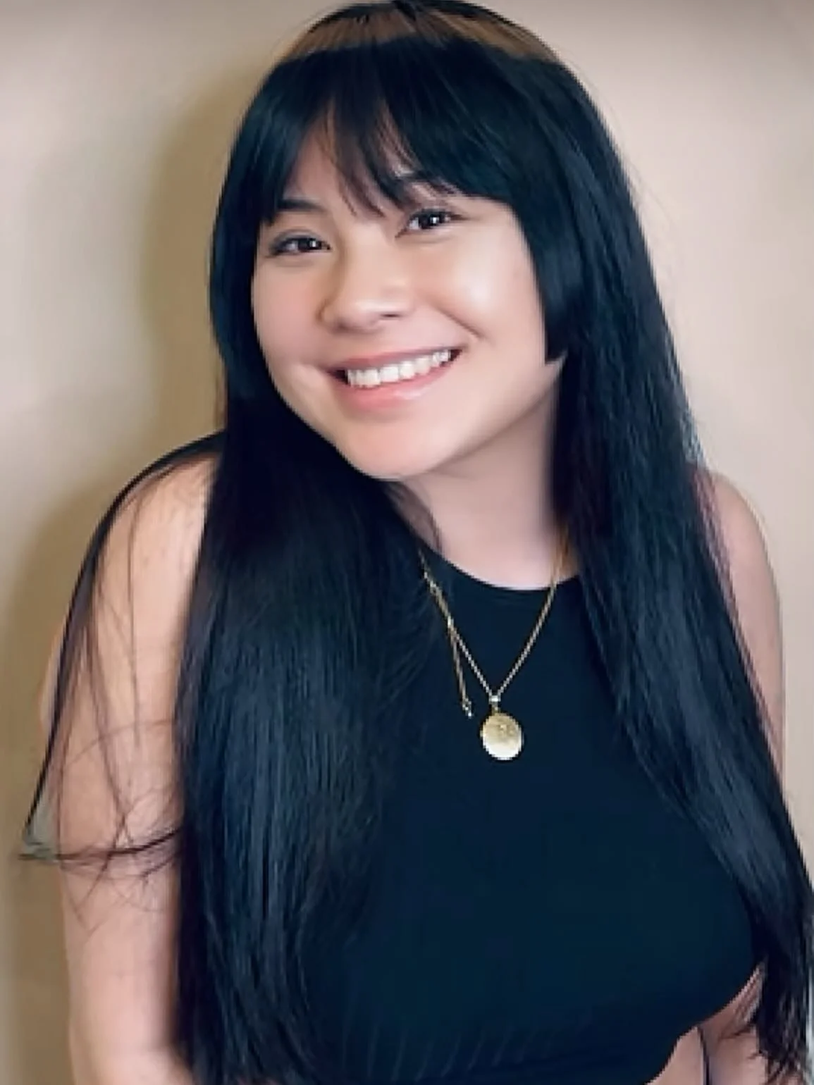 📍Ossington Avenue
Long Hime Cut by @saintly.stylings | Stylist | Creative &amp; Precision Cut Specialist - Halo Colour by @stylesbysam | Master Stylist &amp; Education Director | Colour Expert
.
.
.
#torontosalon #torontocolourist #torontohairstylis