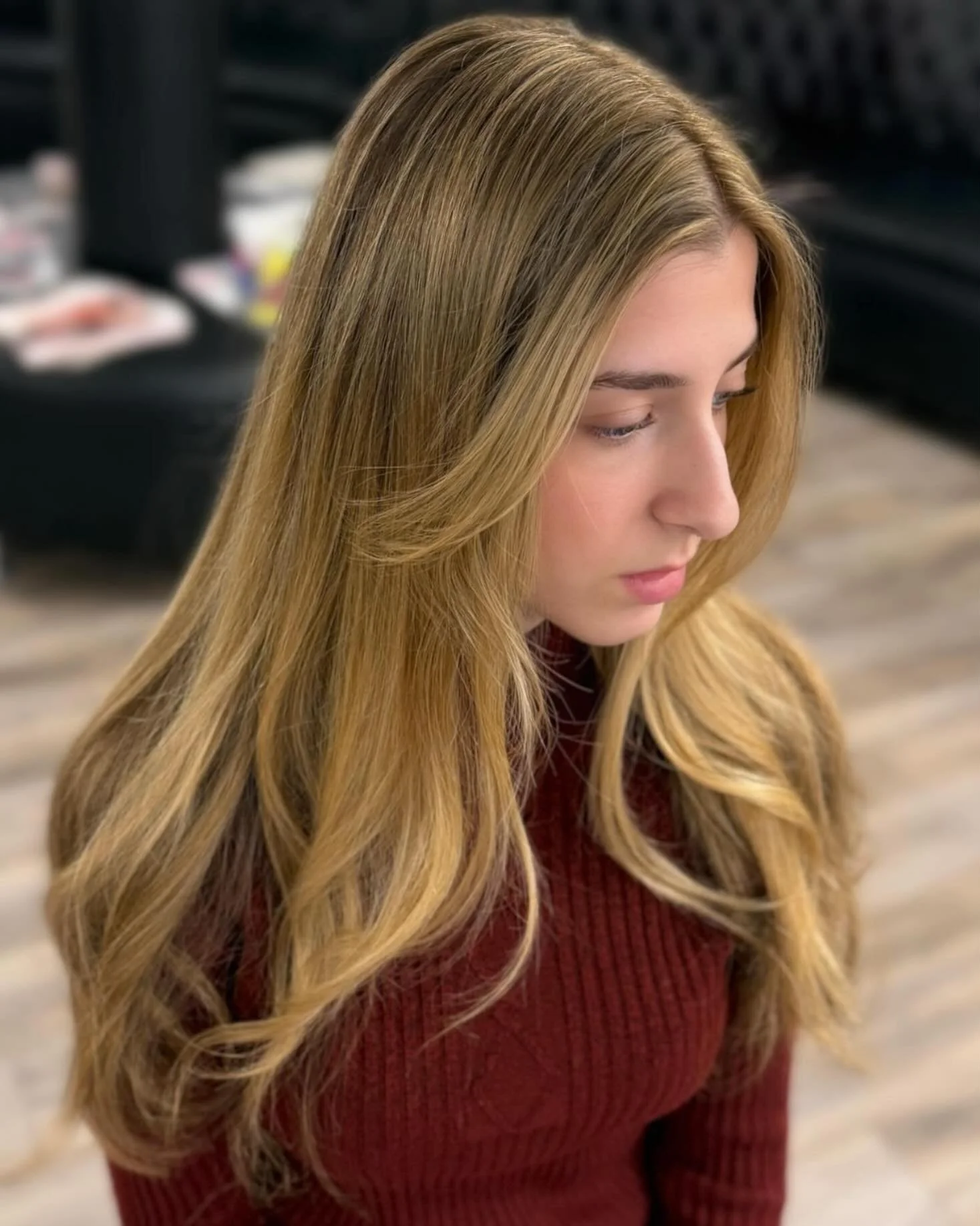 📍Ossington Avenue.
Highlights by @hairbymeladee | Master Colourist 
.
.
.
#torontosalon #torontohair #torontocolourist #highlights #torontohairsalon