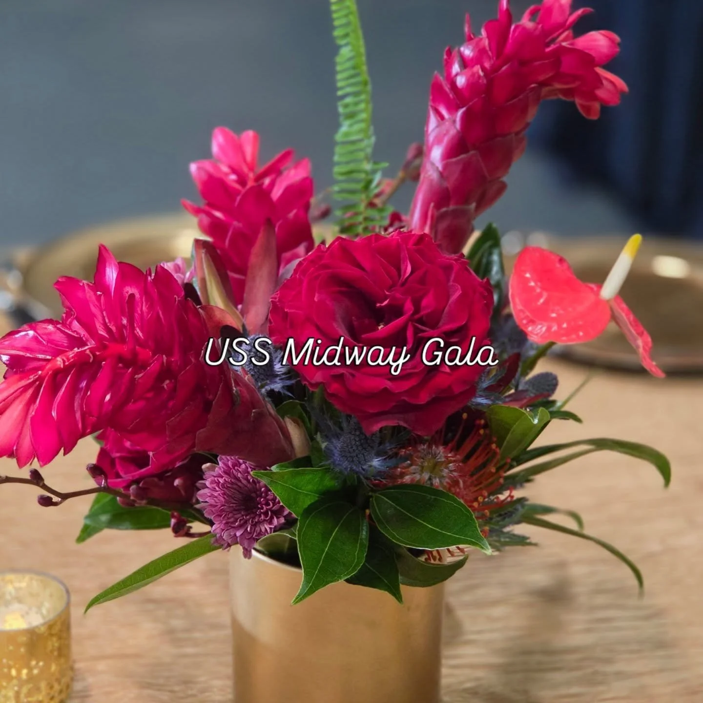 Its always an honor to flower for @ussmidwaymuseum , especially for their big gala.  Great vendors contributed to the event
Linens @pattyslinens 
Catering @culinaryconceptssd 
Florals @artisticflorals 
Venue  @ussmidwaymuseum 
#corporateflorals
#sdfl