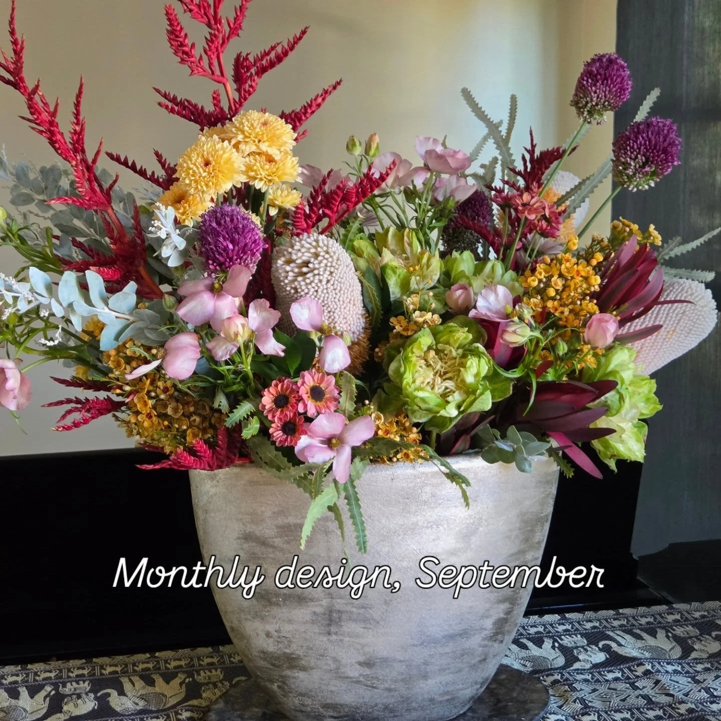 Did you know we offer monthly flower subscriptions?  Here is a design we delivered to a customer today, sits proudly on their piano each month.  Our subscriptions are always designer choice and we love creating beautiful and unique pieces each month 