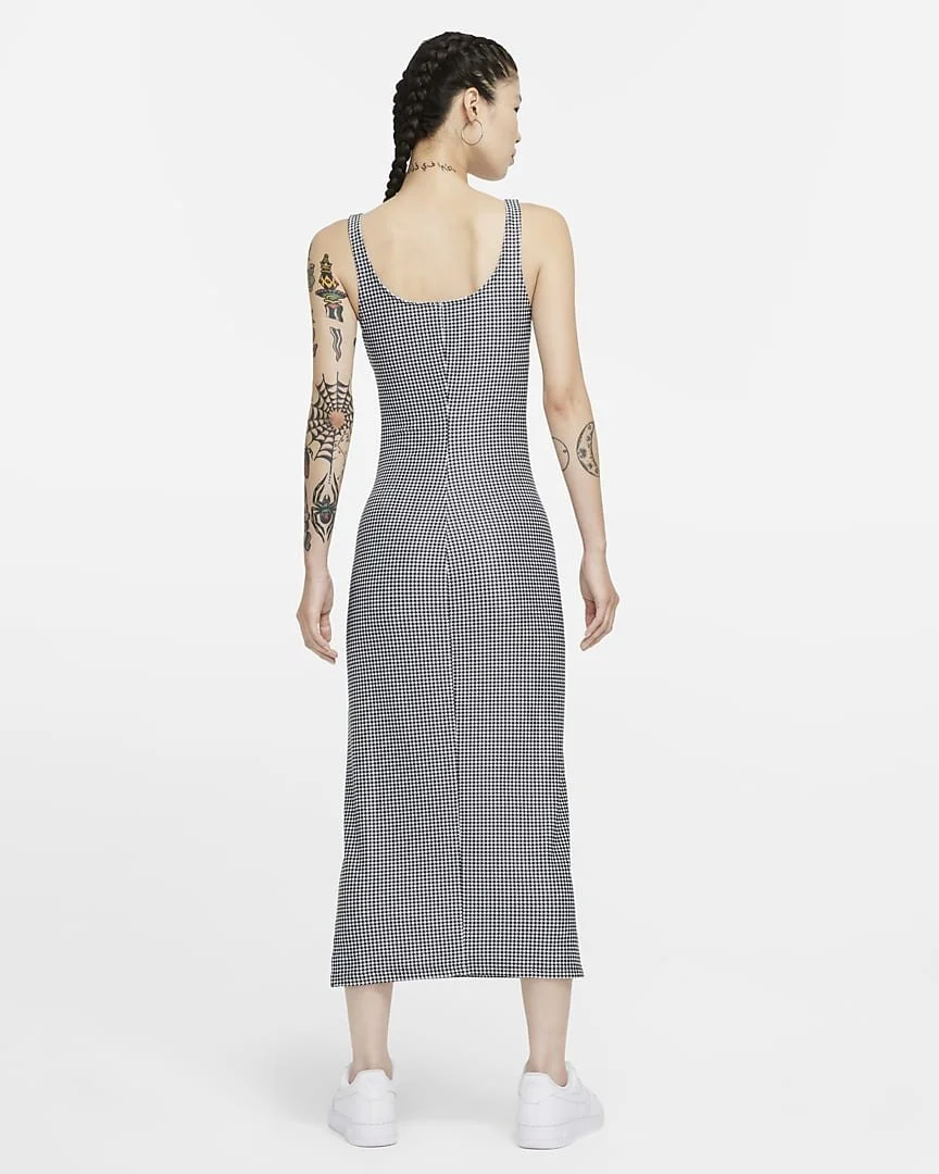 sportswear-icon-clash-dress-TP6lQD-1.png.JPEG