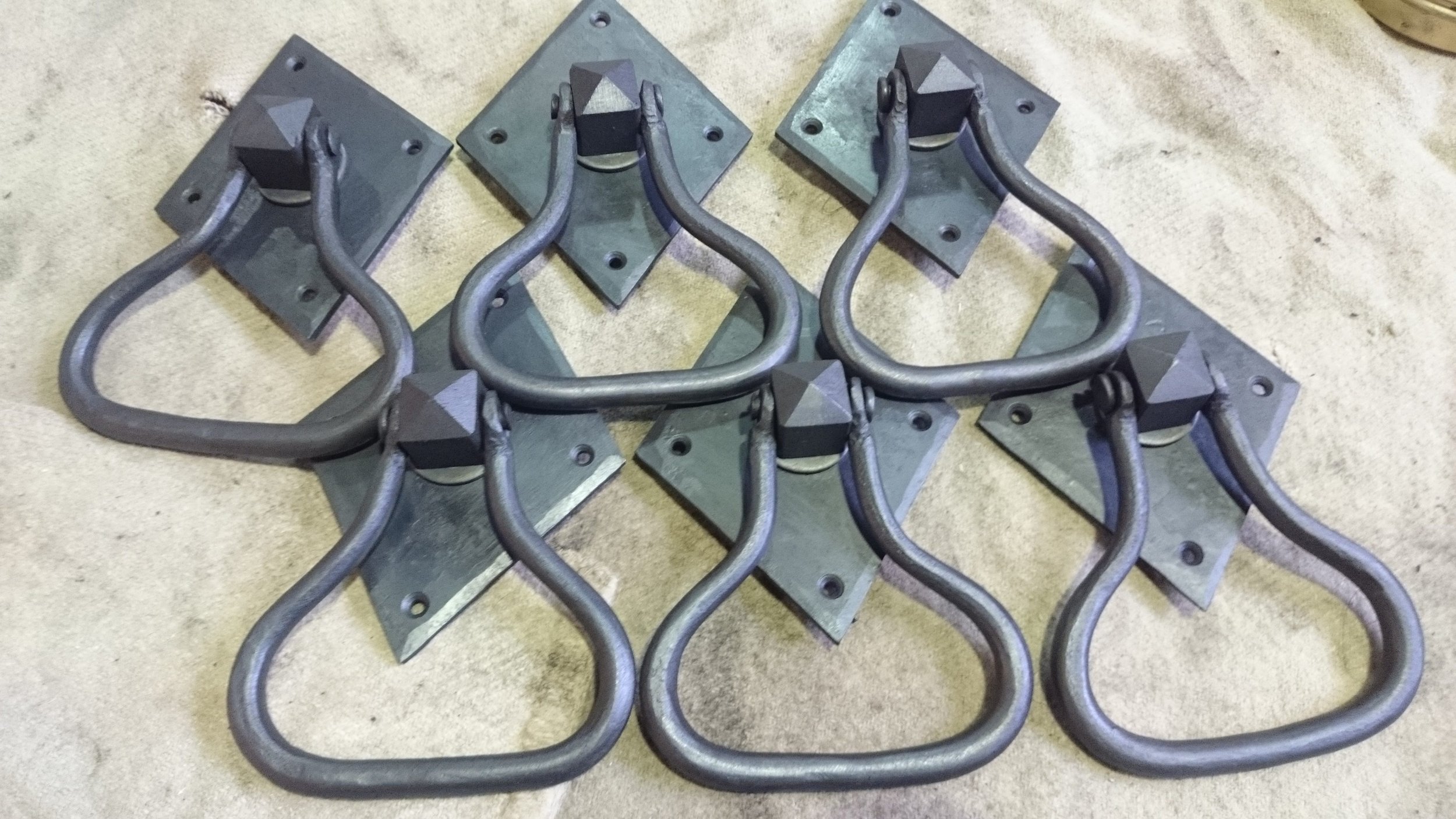 AD Designs hand forged and fabricated bespoke ring pull handle
