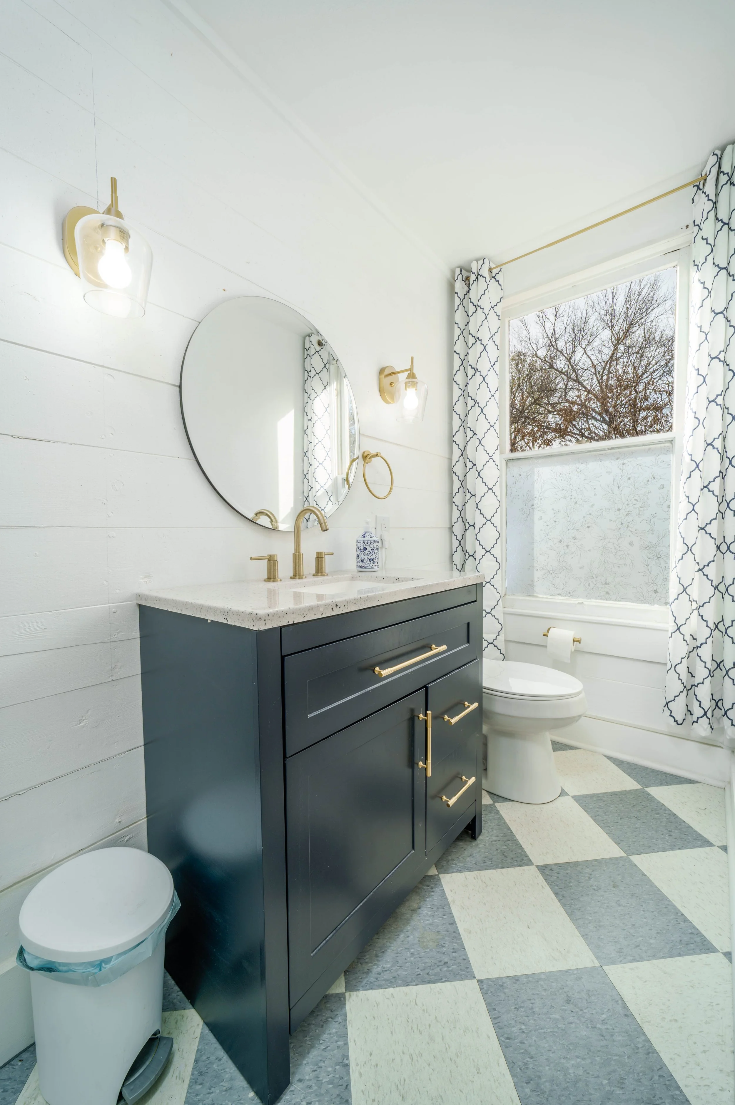 118 S Mitchell V1-52.jpg