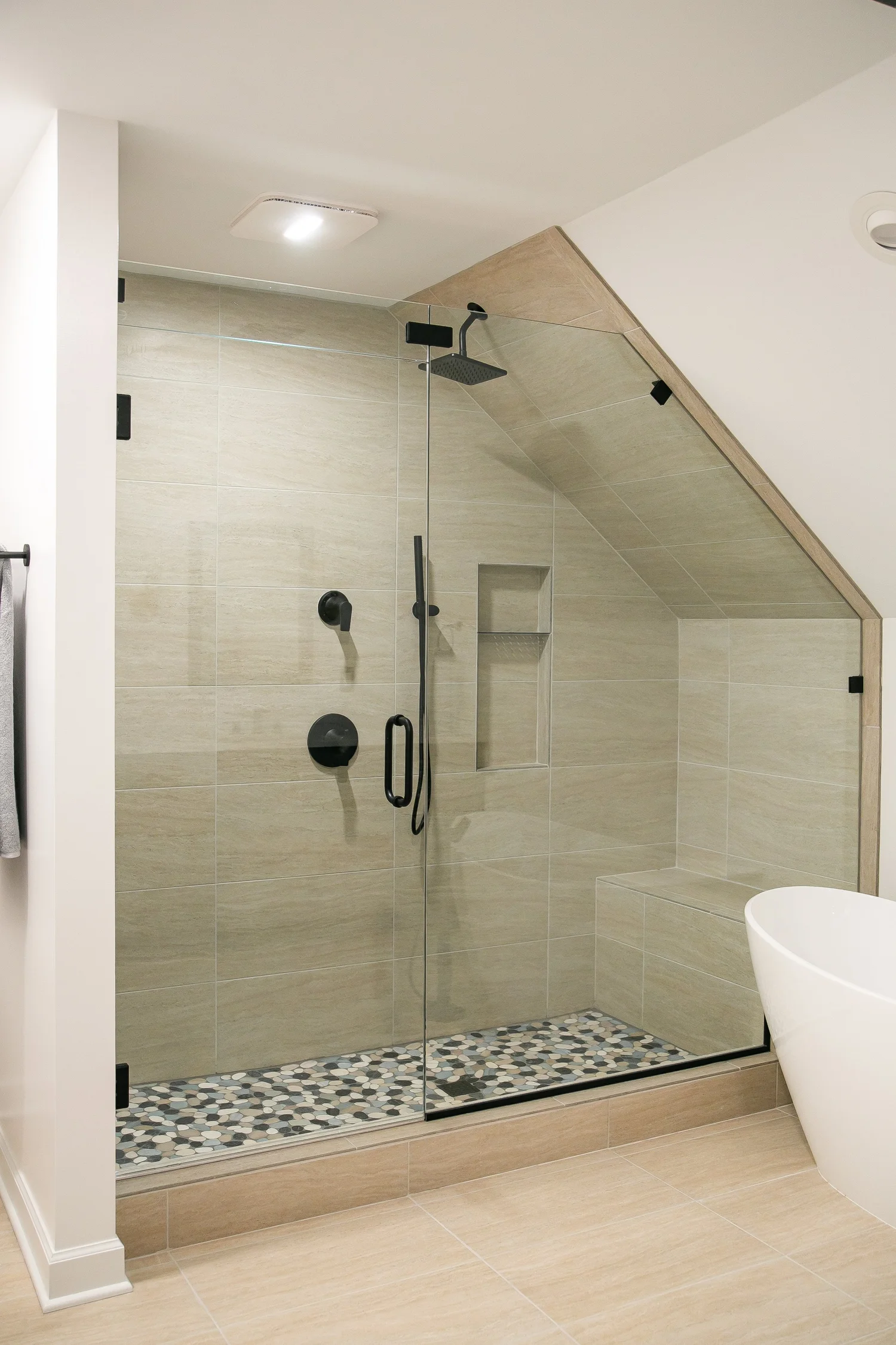 Kingsmill Williamsburg Virginia bathroom remodeling project completed by VanFleet Homes, photo 3
