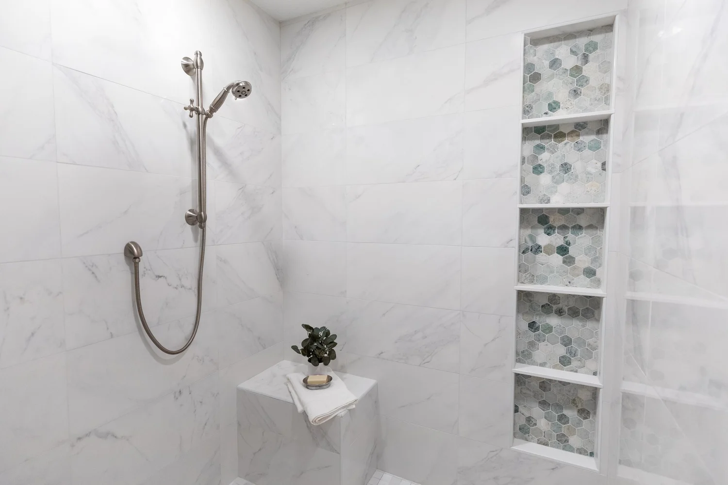 Kiln Creek Yorktown Virginia bathroom remodeling project completed by VanFleet Homes, photo 7