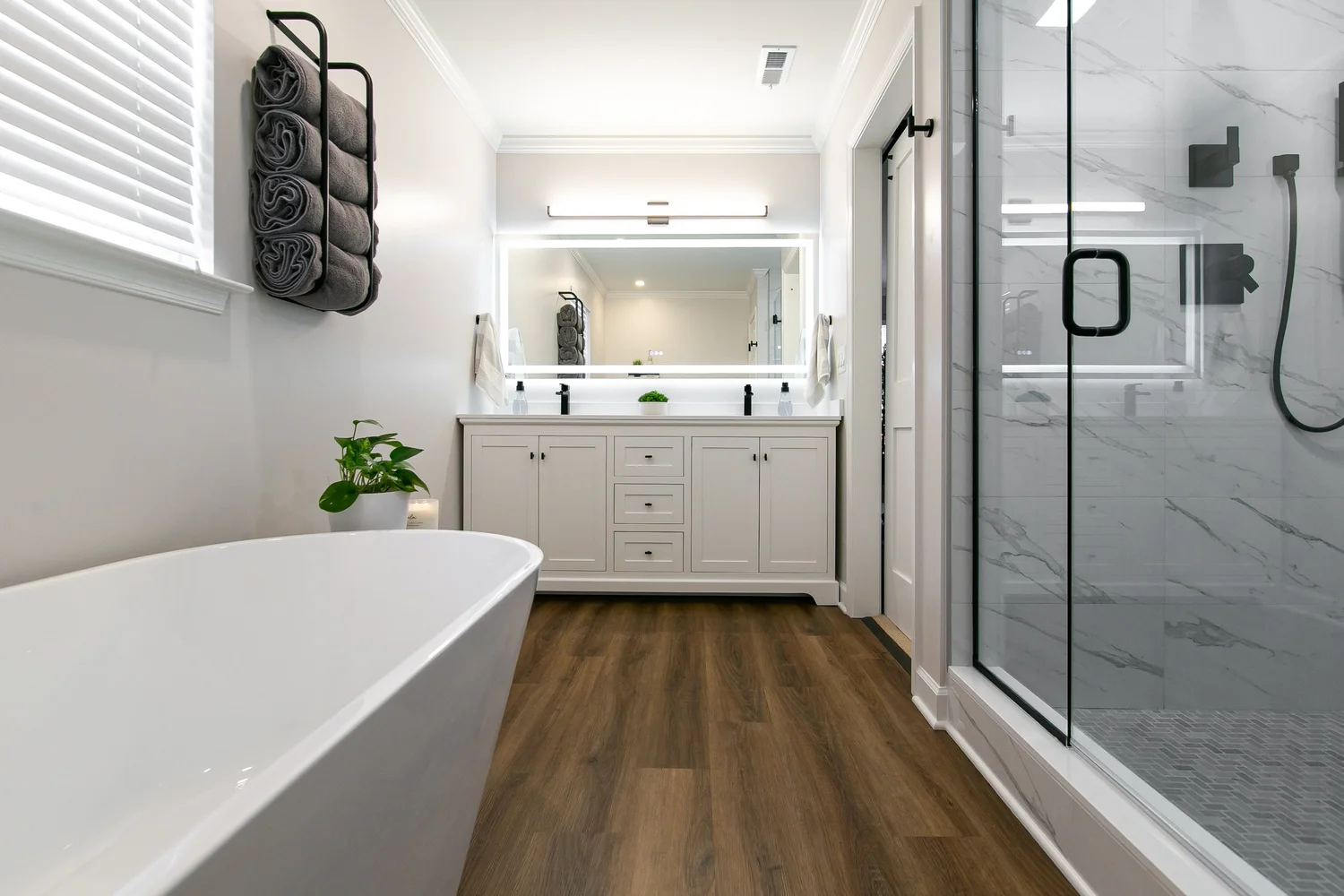 Scotts Pond Williamsburg Virginia bathroom remodeling project completed by VanFleet Homes, photo 37
