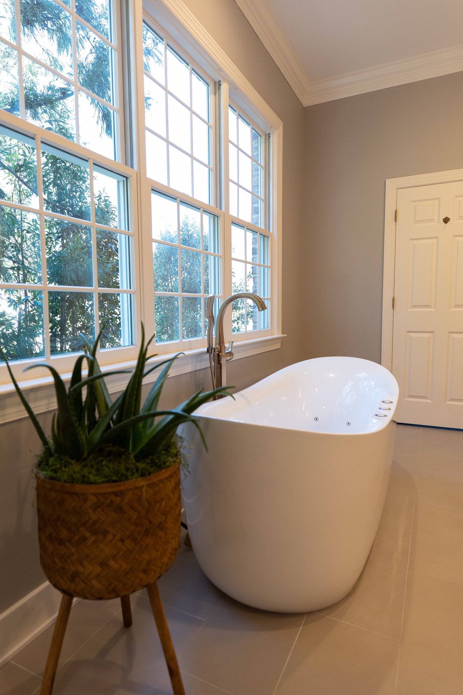 Fords Colony Williamsburg Virginia bathroom remodeling project completed by VanFleet Homes, photo 12