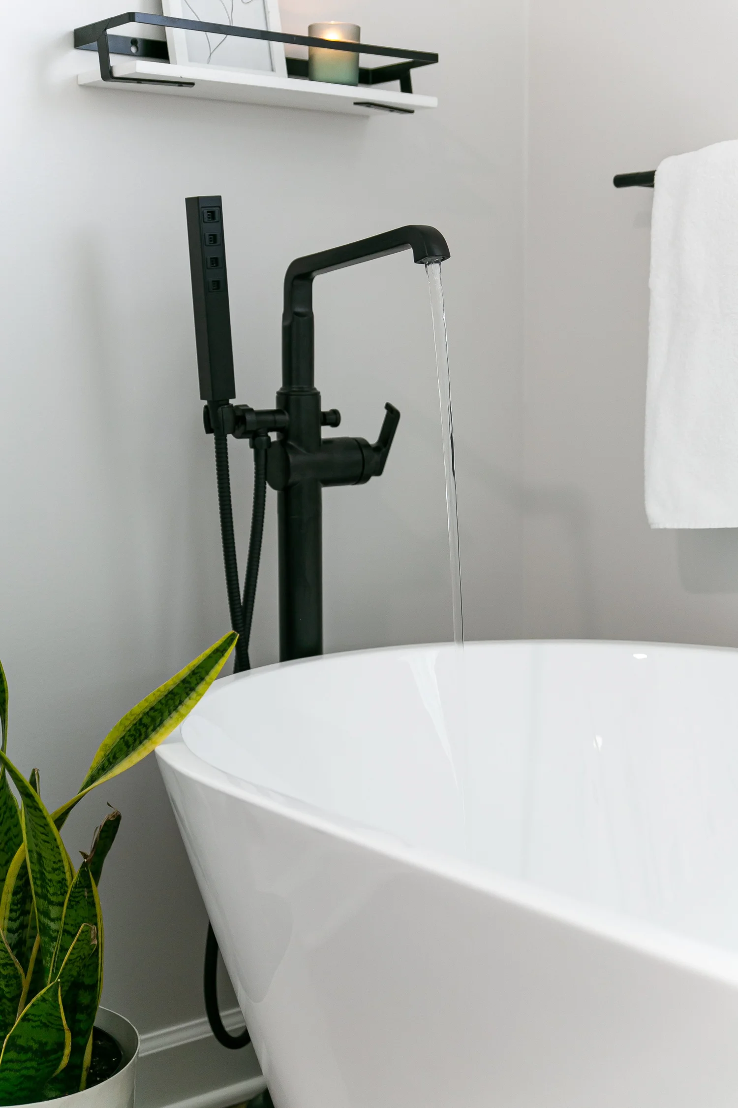 Scotts Pond Williamsburg Virginia bathroom remodeling project completed by VanFleet Homes, photo 8