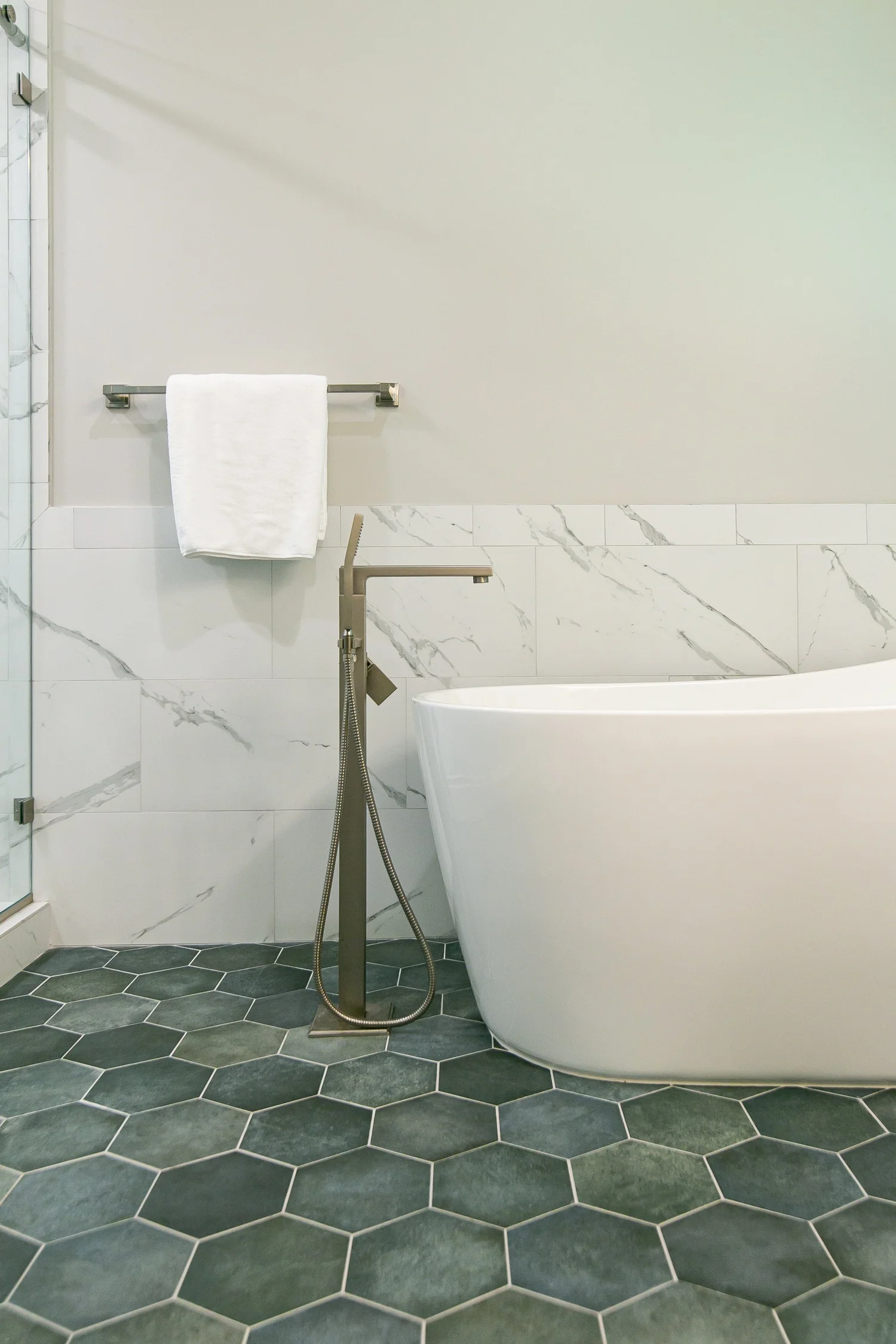 Powhatan Williamsburg Virginia bathroom remodeling project completed by VanFleet Homes, photo 19