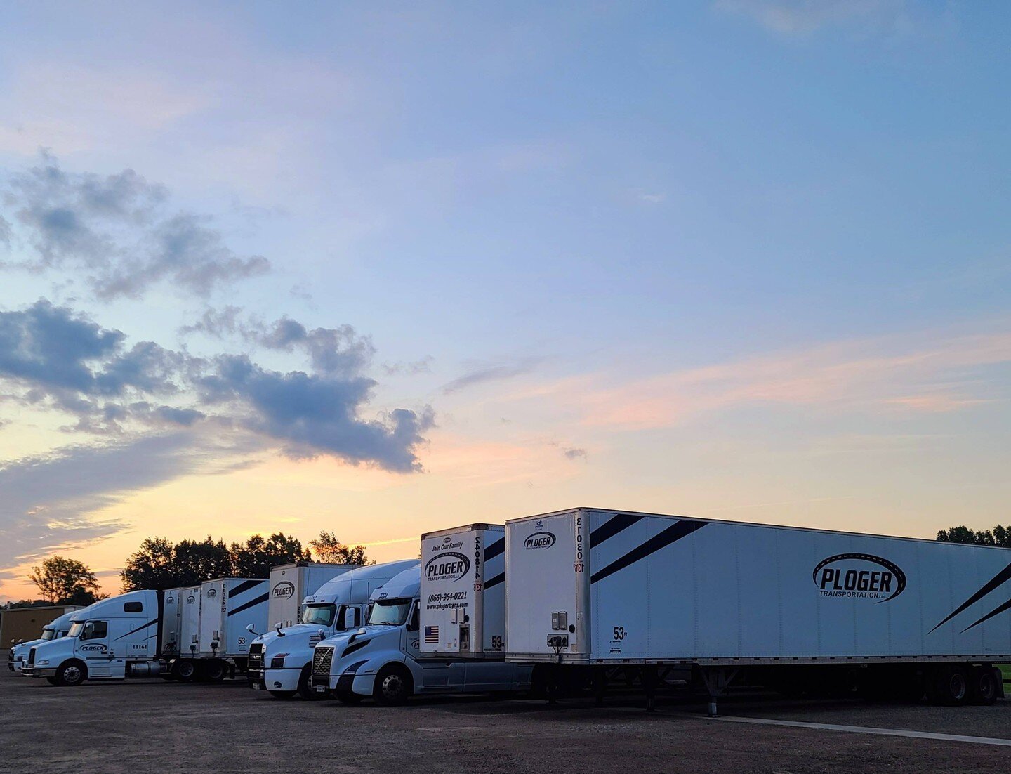 Good morning from Norwalk! We have the coffee on and everyone is lined up and ready to pull some freight this morning!

Happy Thursday everyone!
