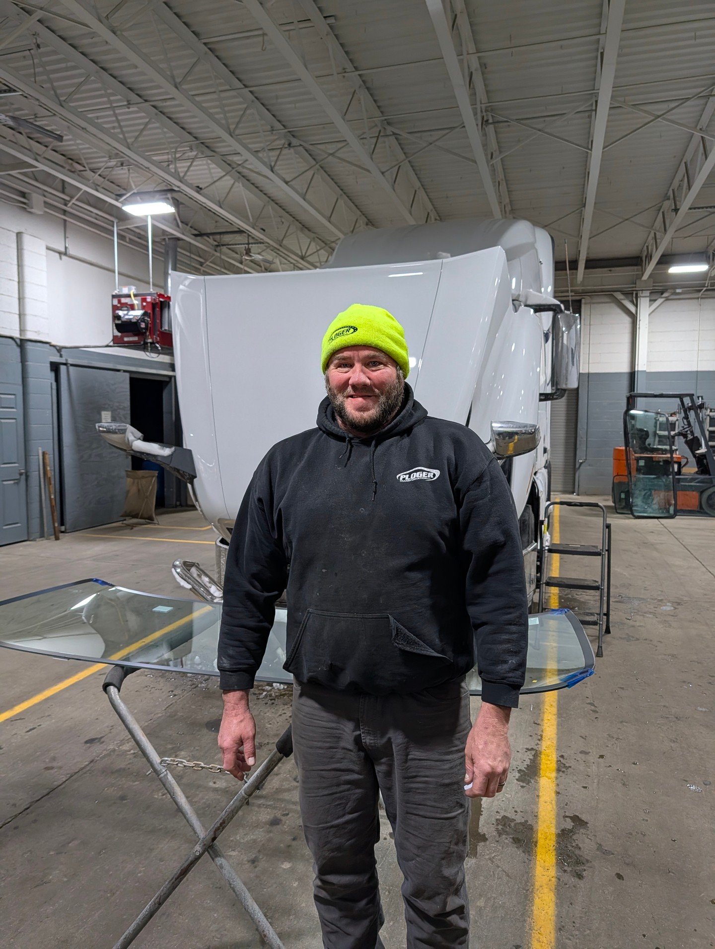 We would like to welcome Kenny Gerber back from some extended time off! Looking good Kenny, glad to have you back! 🔧🚛💨