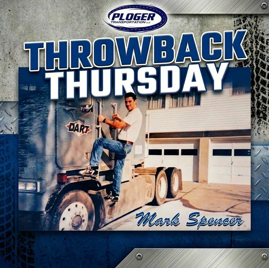 𝐓𝐇𝐑𝐎𝐖𝐁𝐀𝐂𝐊 𝐓𝐇𝐔𝐑𝐒𝐃𝐀𝐘: 𝟑𝟐 𝐘𝐄𝐀𝐑𝐒 𝐎𝐅 𝐄𝐗𝐂𝐄𝐋𝐋𝐄𝐍𝐂𝐄! 📸🚛

Take a look at that fresh face! Today we&rsquo;re throwing it back to 1994, the year Mark Spencer officially snagged his CDL and started his journey on the open roa