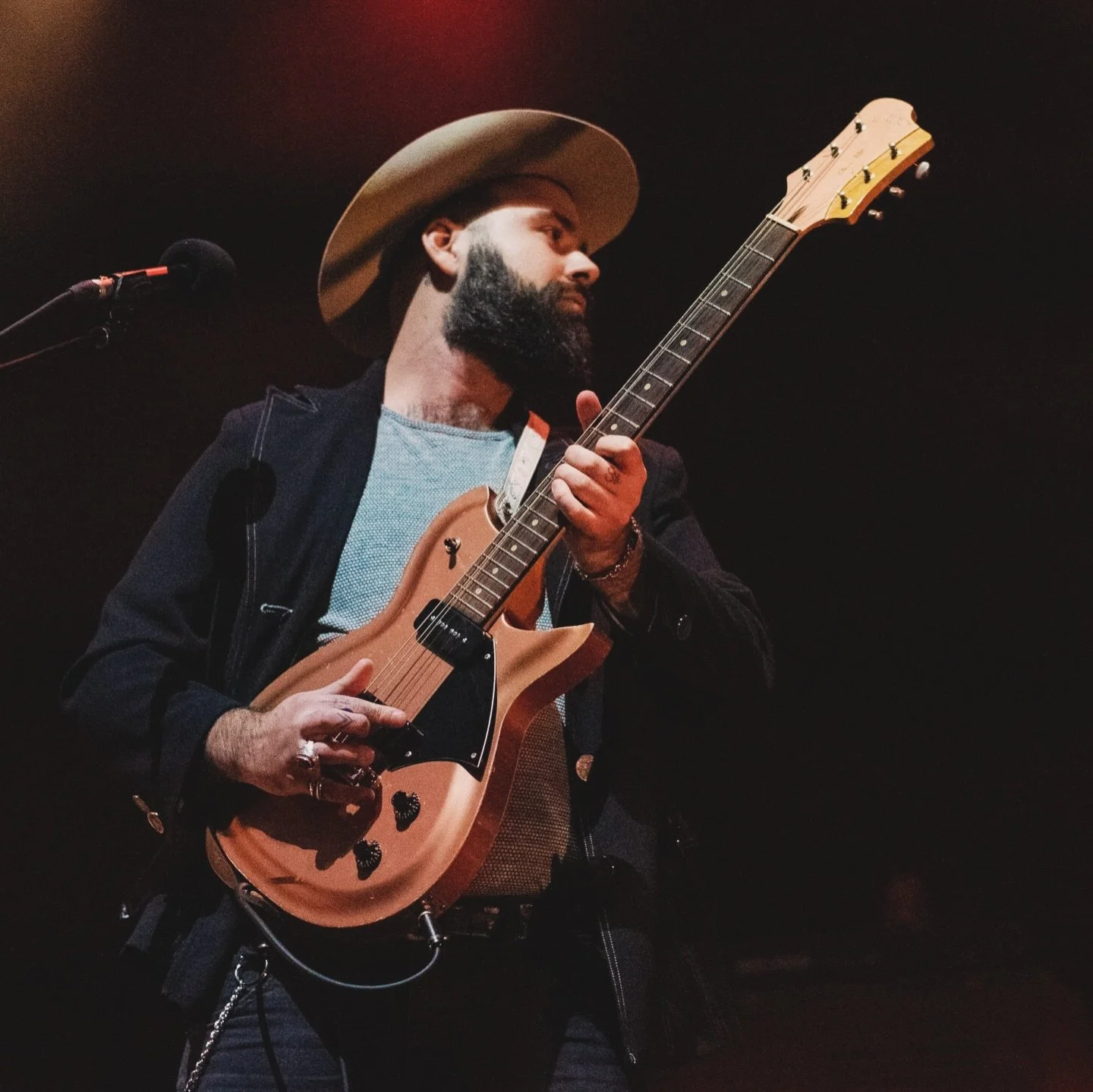 Next Sunday - March 29 - the Road to Home County 50 returns to @londonbrewingca!
Cone for the soulful sounds of CONOR GAINS and local emerging singer/songwriter, ALEX COOPER.

The show&rsquo;s free and starts at 2pm so come early!

#HomeCounty50 #lon