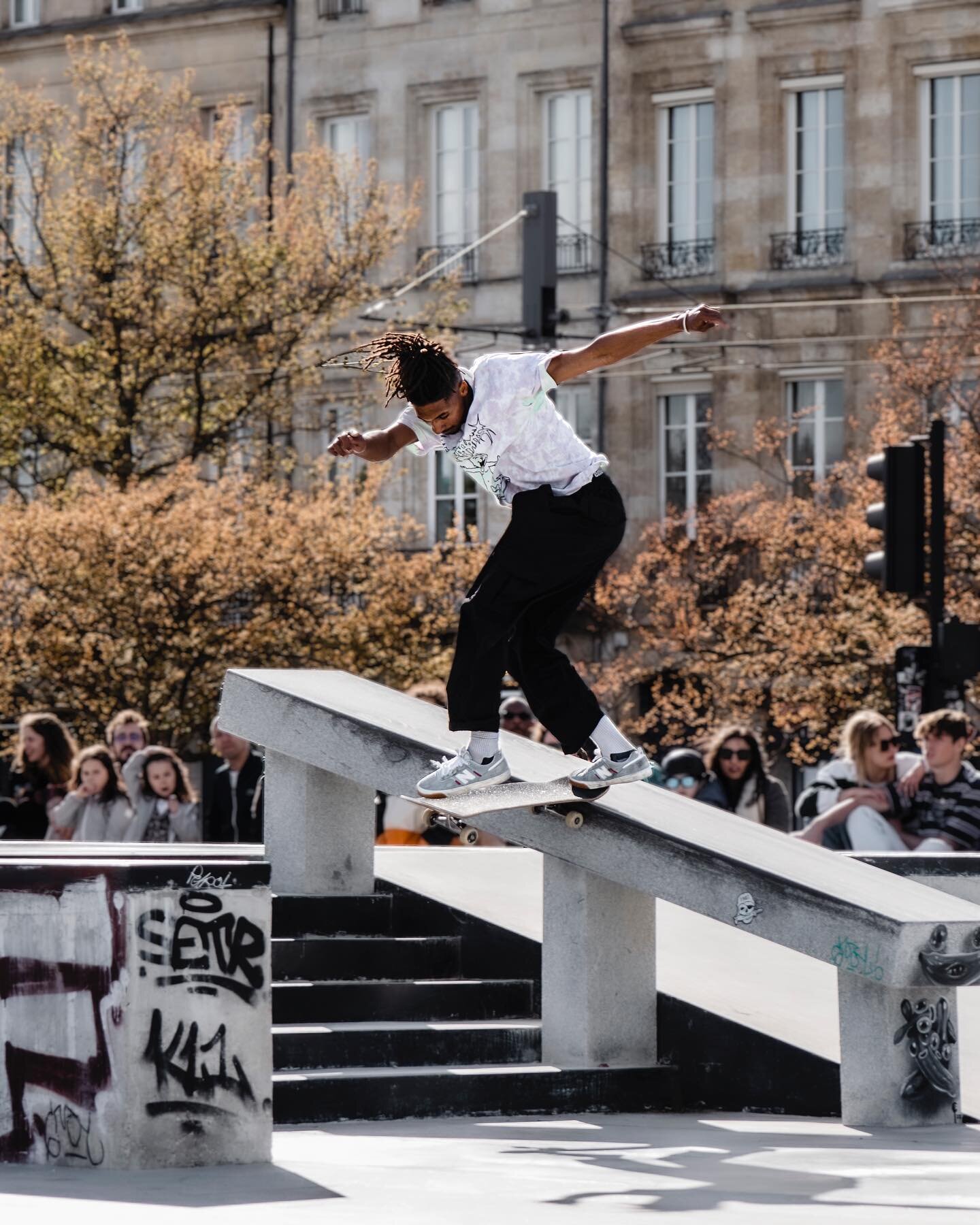 Grinding 🛹🤘🏻

#sk8 #skatebordeaux #skatepark #chartronsbordeaux #bordeauxmaville🇫🇷