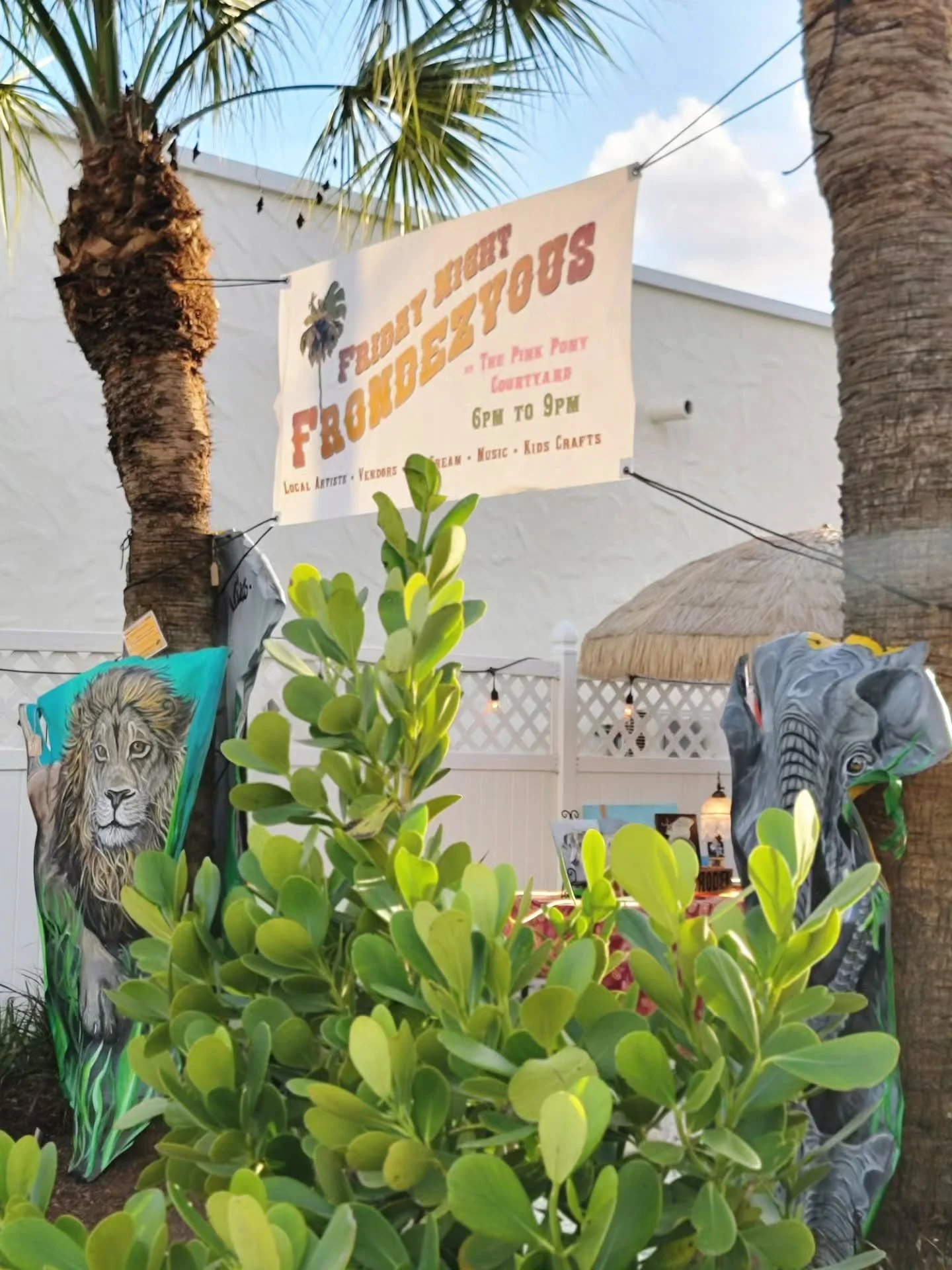 It's Frondezvous time!

Join us every Friday until April 3rd!

@gemdoodles_art 
@glutenfreedeliciously 
@lflynnfineart 
@pinkponyboca
@wavesoflovegifts
@nativeswimwearshop