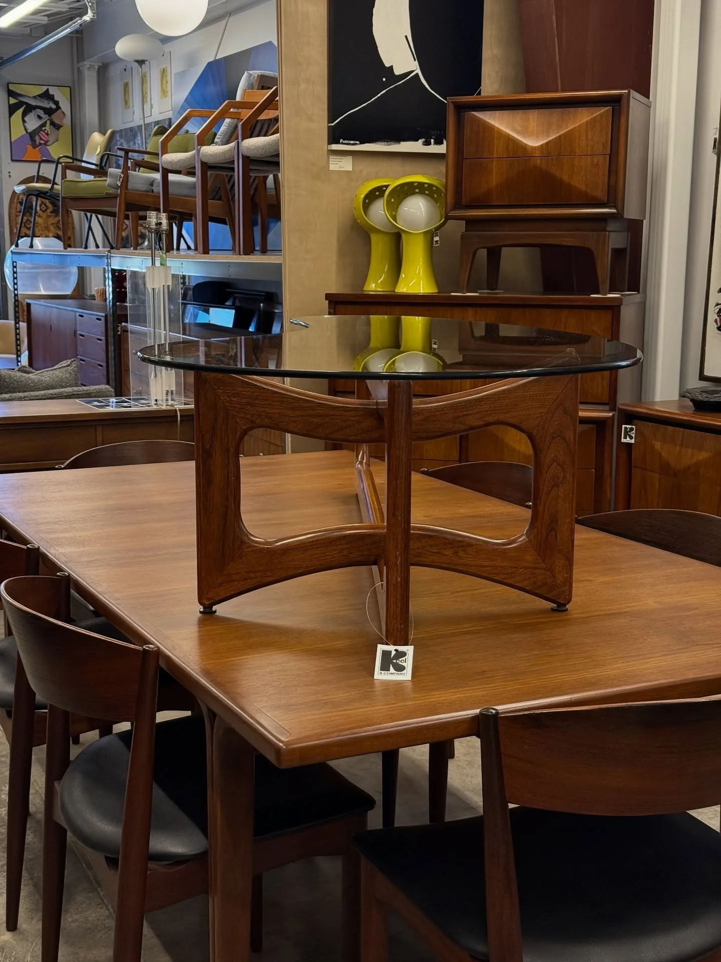 Thanks for coming by today! Open again tomorrow 12-5pm
&bull;
keelandcompany.com
&bull;
 #midcentury #mcm #midcenturymodern#midcentury  #midcenturyhome #1stdibs #chairish #midcenturydesign #midcenturyinterior #vintage #vintagedesign #vintagehome #vin