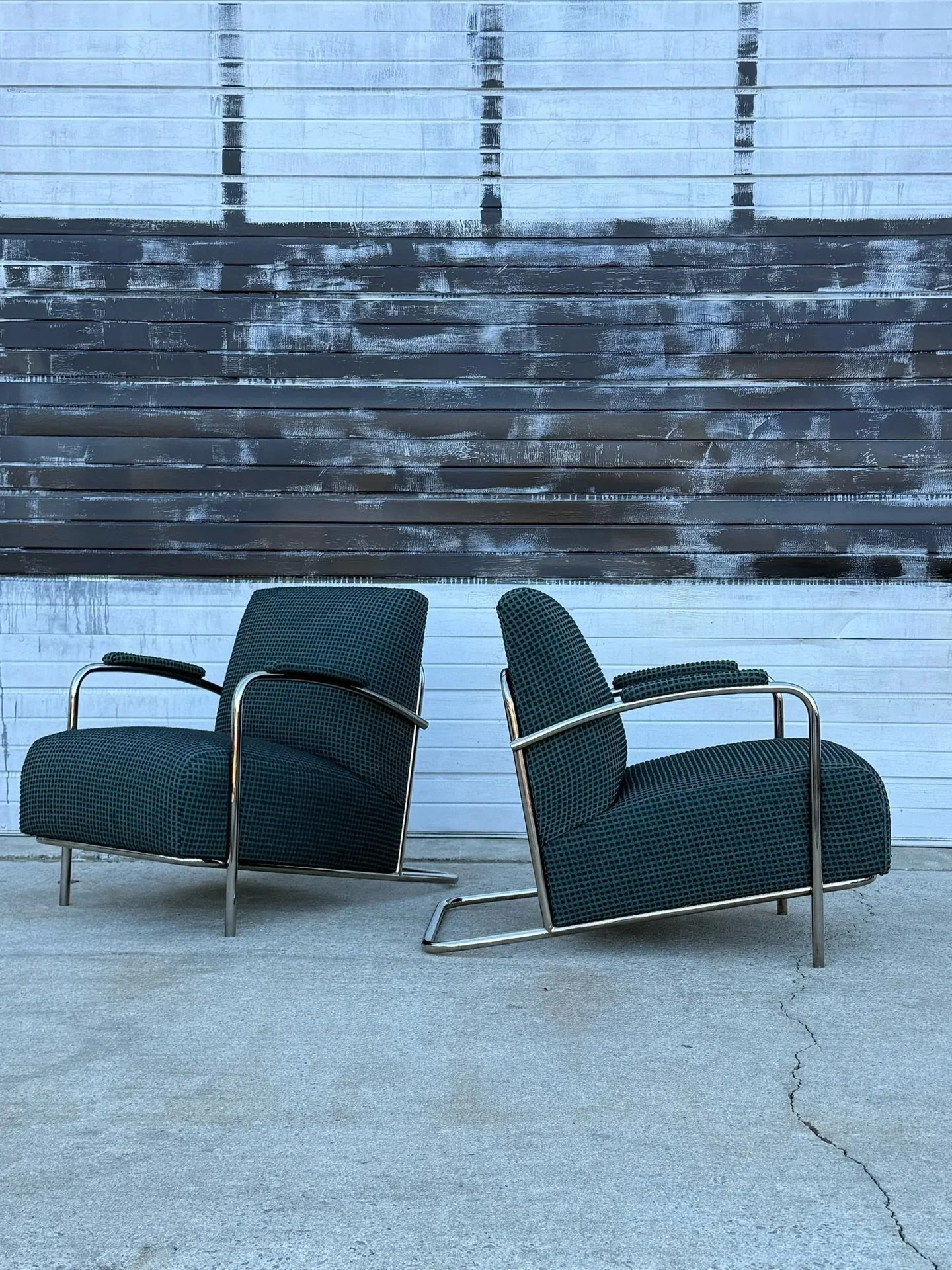 AVAILABLE ~ Vintage pair of bauhaus or art deco style lounges. In the stylings of Louis Sognot. An extremely comfortable pair with chrome tubular frames.

The chrome frames have a rectangular shape for the back support. The back support is continuous