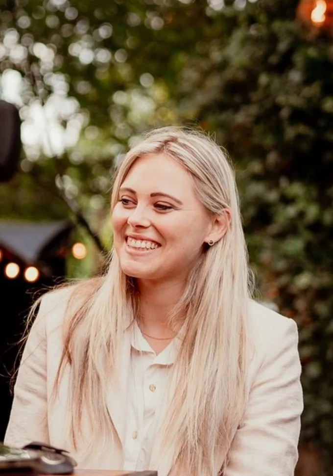 Laura De Graeve.jpg