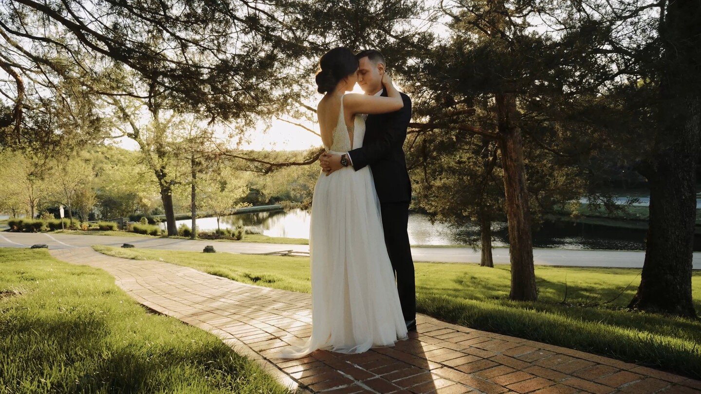 Lost Pine Photo & Film