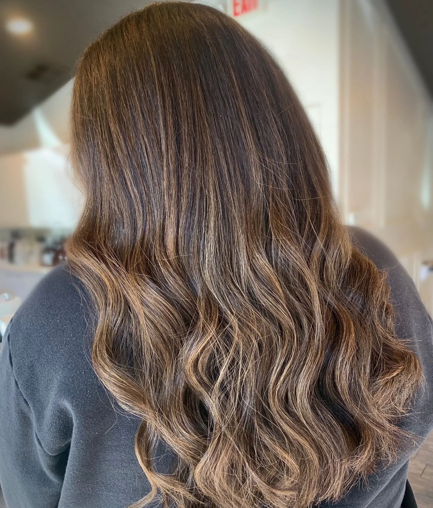 My work is my art ♡
.
After I&rsquo;m finished with someone&rsquo;s hair, I love taking pictures and showing them off!
.
.
#balayagedhair #balayagedfeatured #bestofbalayage #showmethebalayage #balaygist #pleasantonhair #925 #925hair #bayareahair #bay