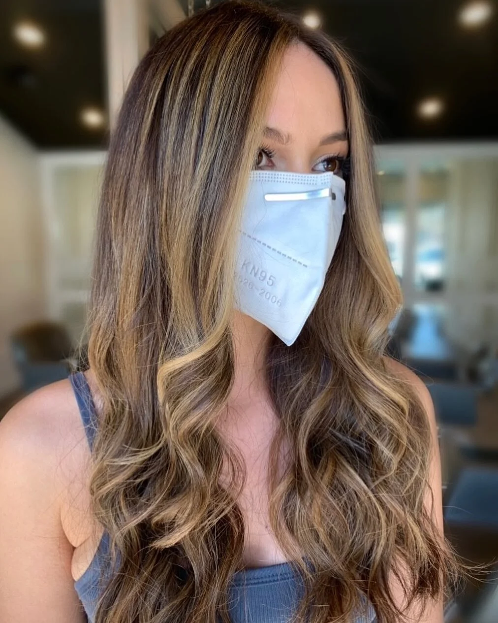 An oldie but a goodie🤍
.
.
I love using balayage on my brunettes to add in sun-kisses dimension that stays low maintenance and grows out seamlessly.

.
.
#pleasantoncastylist #925 #925hair #bayareahair #bayareastylist #pleasantonca #bayareacolorist 