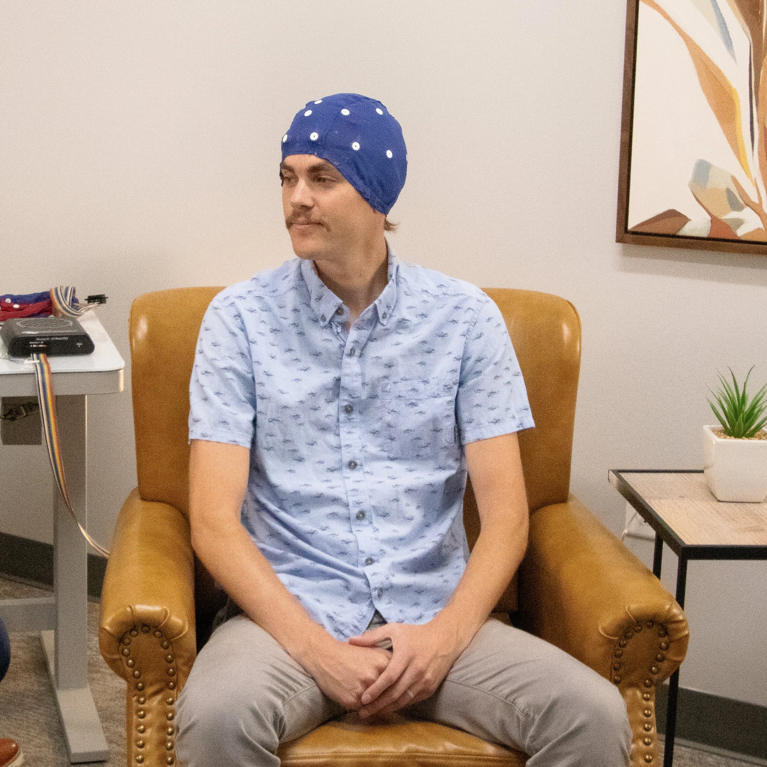 Male patient in Neurofeedback session.