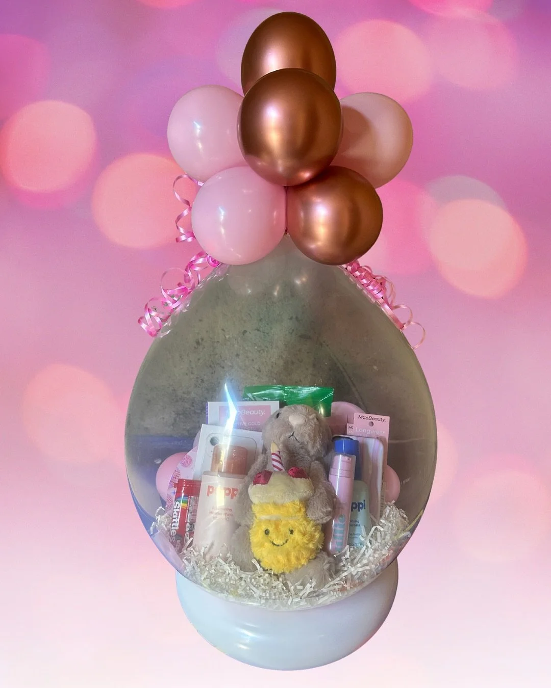 🎈 STUFF IT! 🎈

And that&rsquo;s exactly what I did &mdash; with a touch of magic! ✨
The stuffed balloon is the ultimate way to surprise someone special &mdash; pop their gifts inside a balloon for birthdays, anniversaries, graduations, or just beca