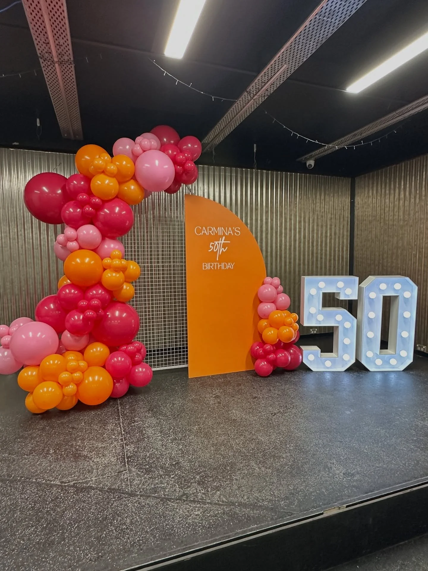 Turning up the colour and the fun! 🎈✨

This striking mix of hot pink, candy pink and orange brings instant party energy &mdash; bold, playful and impossible to miss.

When your balloons are this bold, the party vibe follows!

Featuring the hanging p