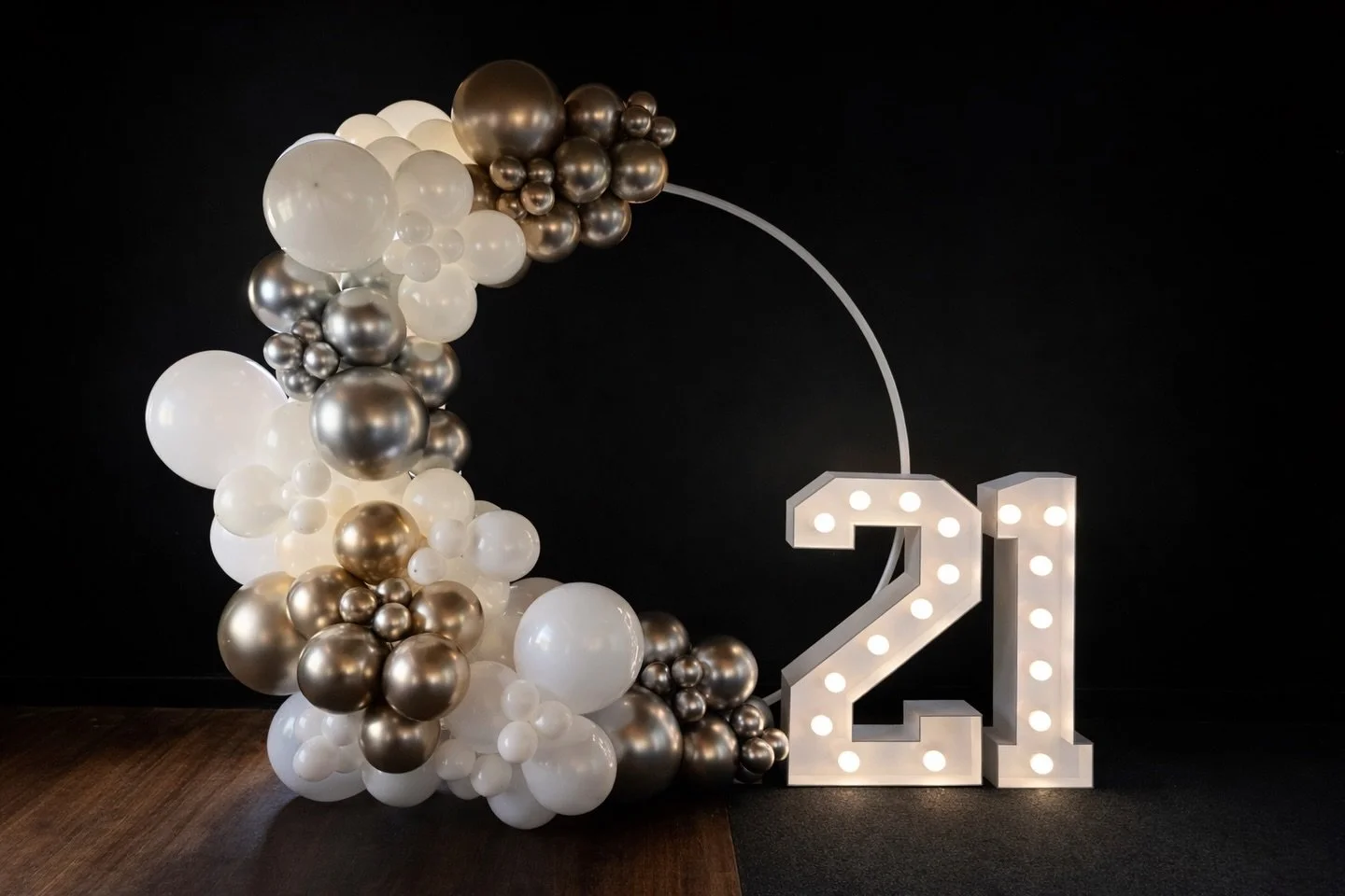 Three 21sts. One unforgettable celebration. ✨

Celebrating the 21st birthday of triplets &mdash; what a milestone moment, especially for Mum! Three babies turning 21 at once&hellip; now that&rsquo;s something truly special to celebrate.

For this set