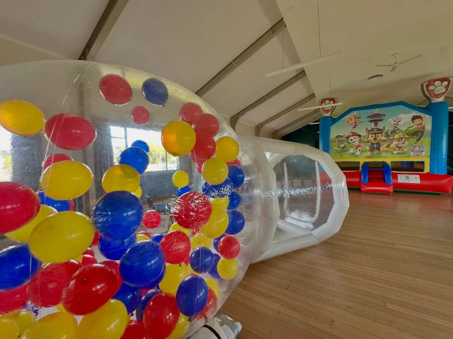 The Bubble ventured out to Fairfield Community Hall over the weekend for a paw-some birthday celebration 🐾🎈

Balloons swirling overhead, kids racing between the jumps, and plenty of &ldquo;wow&rdquo; moments as they were blown away by the whole exp