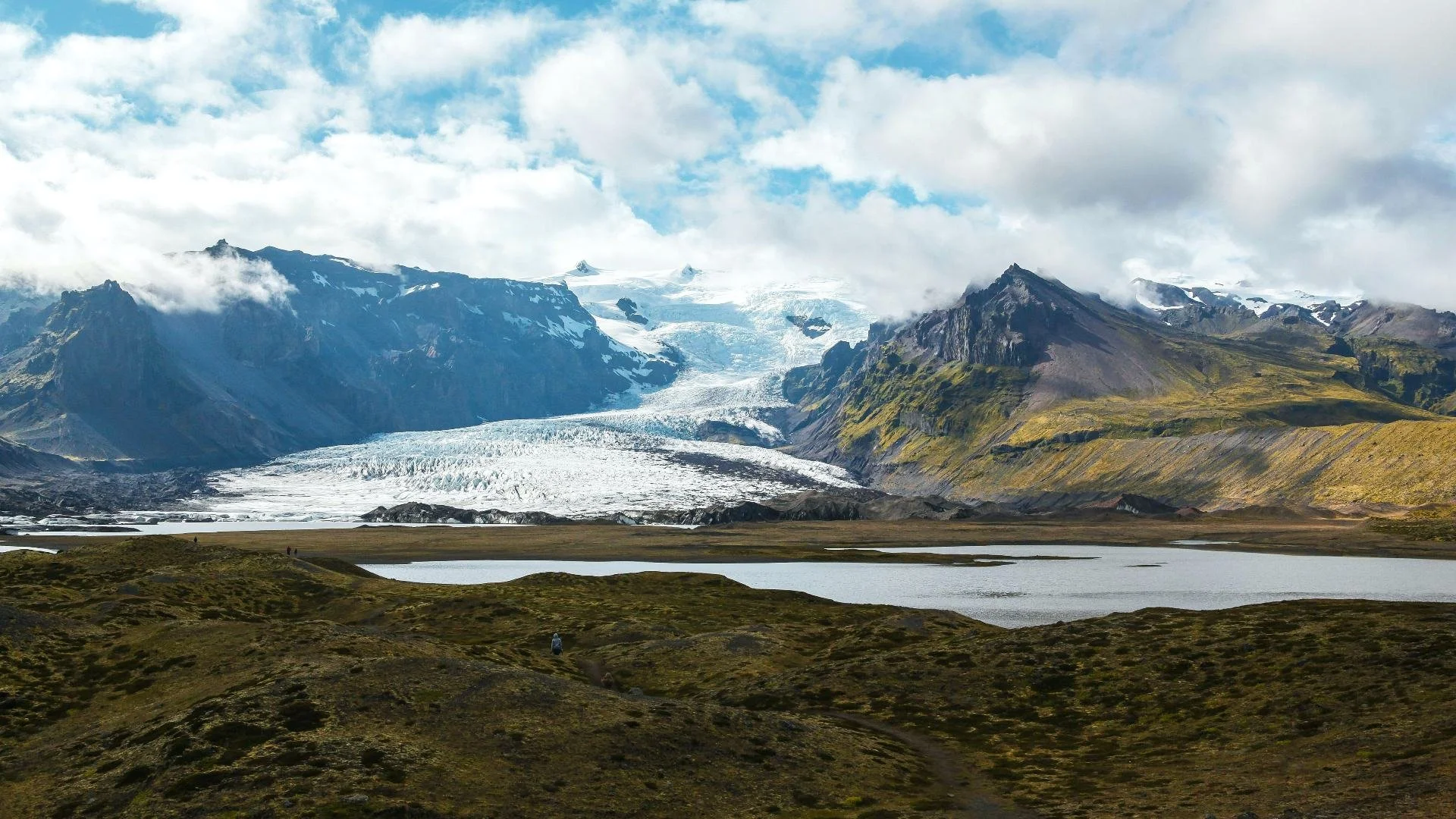 iceland_glacier_with_clouds_sam_windey_unsplash_1288abedf4.jpg