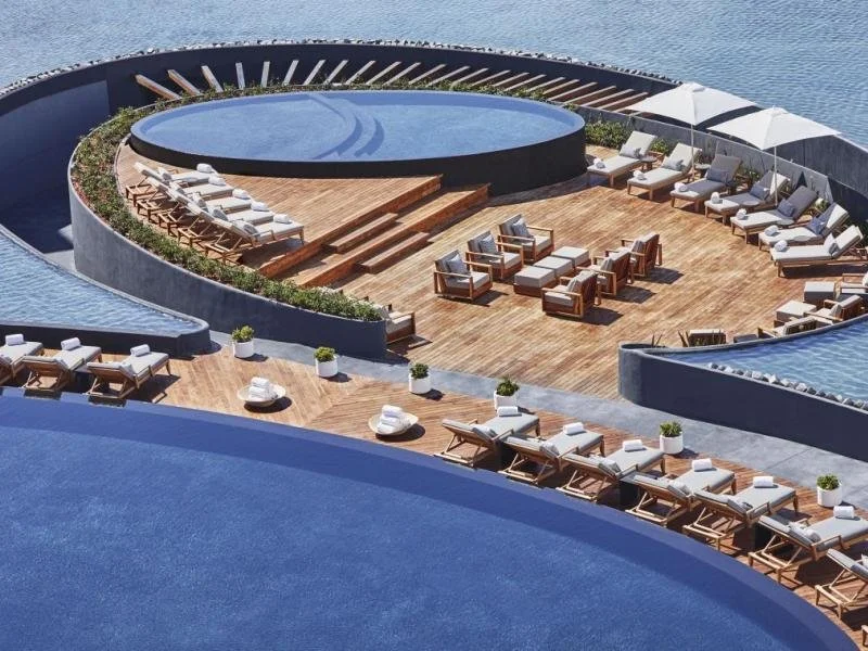 venue_family pool deck los cabos .jpg