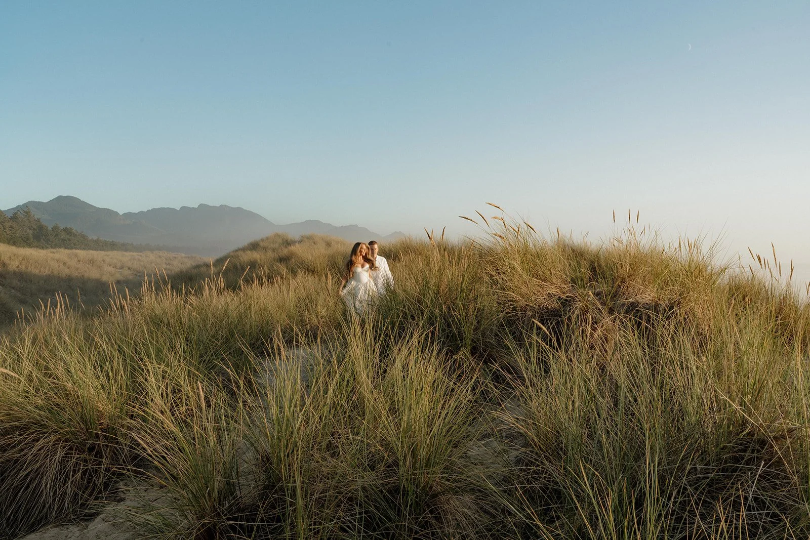 Engagement Photos in Oregon | Cannon Beach Session
