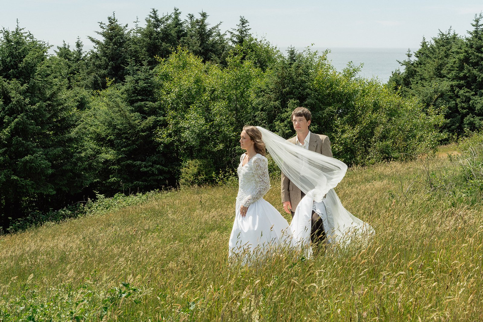 cannon-beach-elopement-photographer-8.jpg