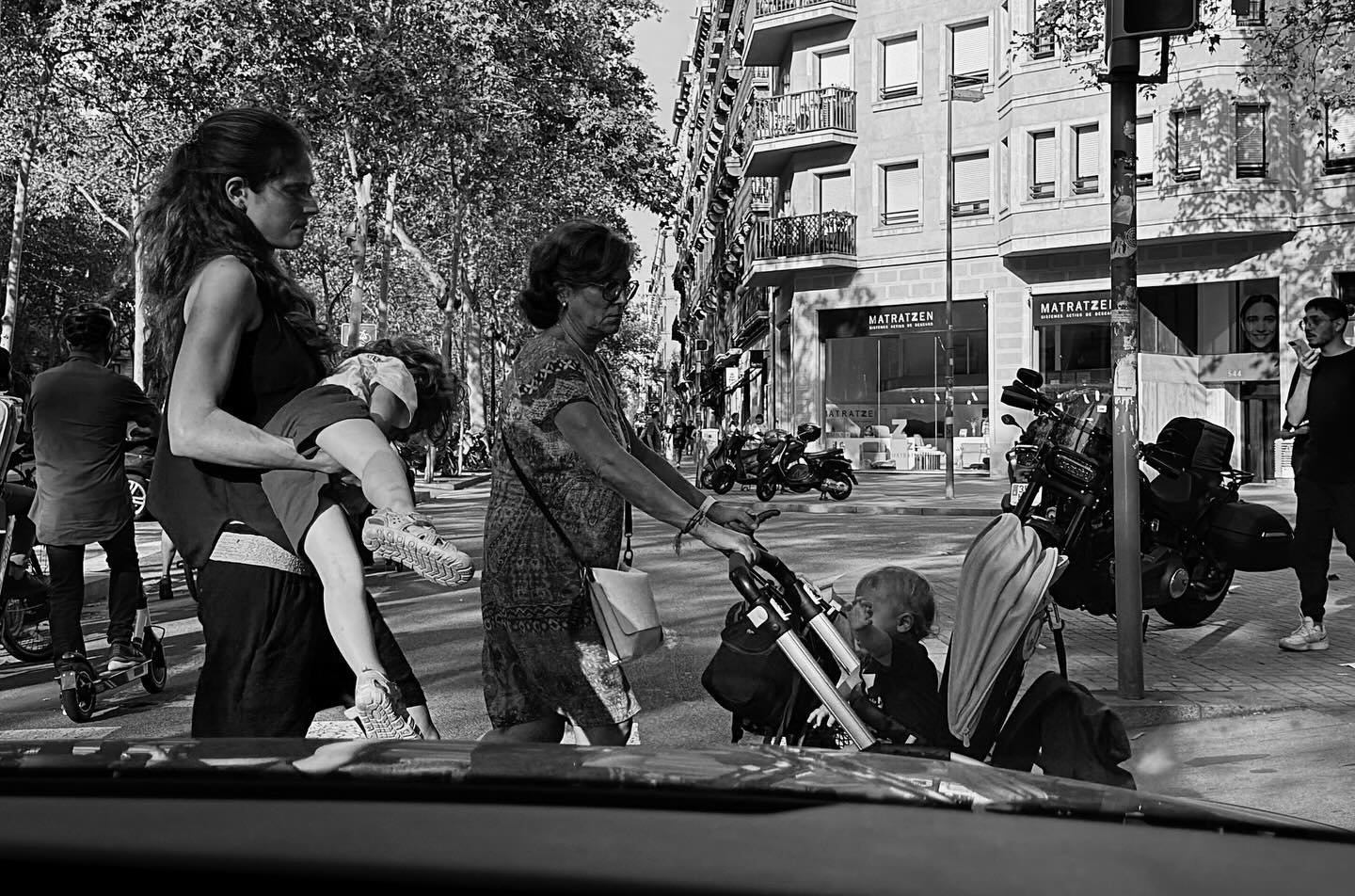 Black and whites from Spain  #romafilm #spain #street #streetphotography
