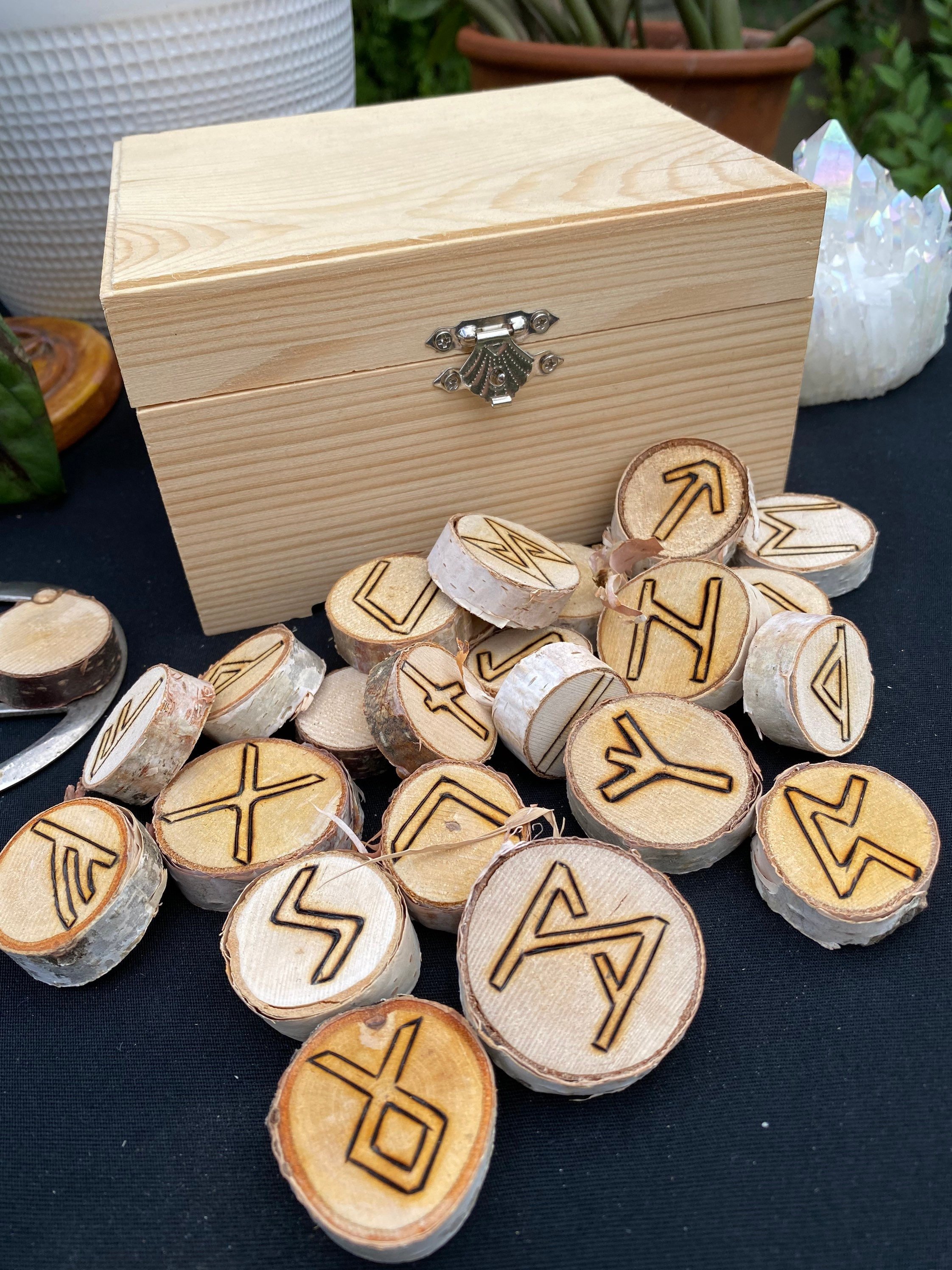 https://i.etsystatic.com/30323364/r/il/241a97/4020832750/il_fullxfull.4020832750_dhqv.jpg