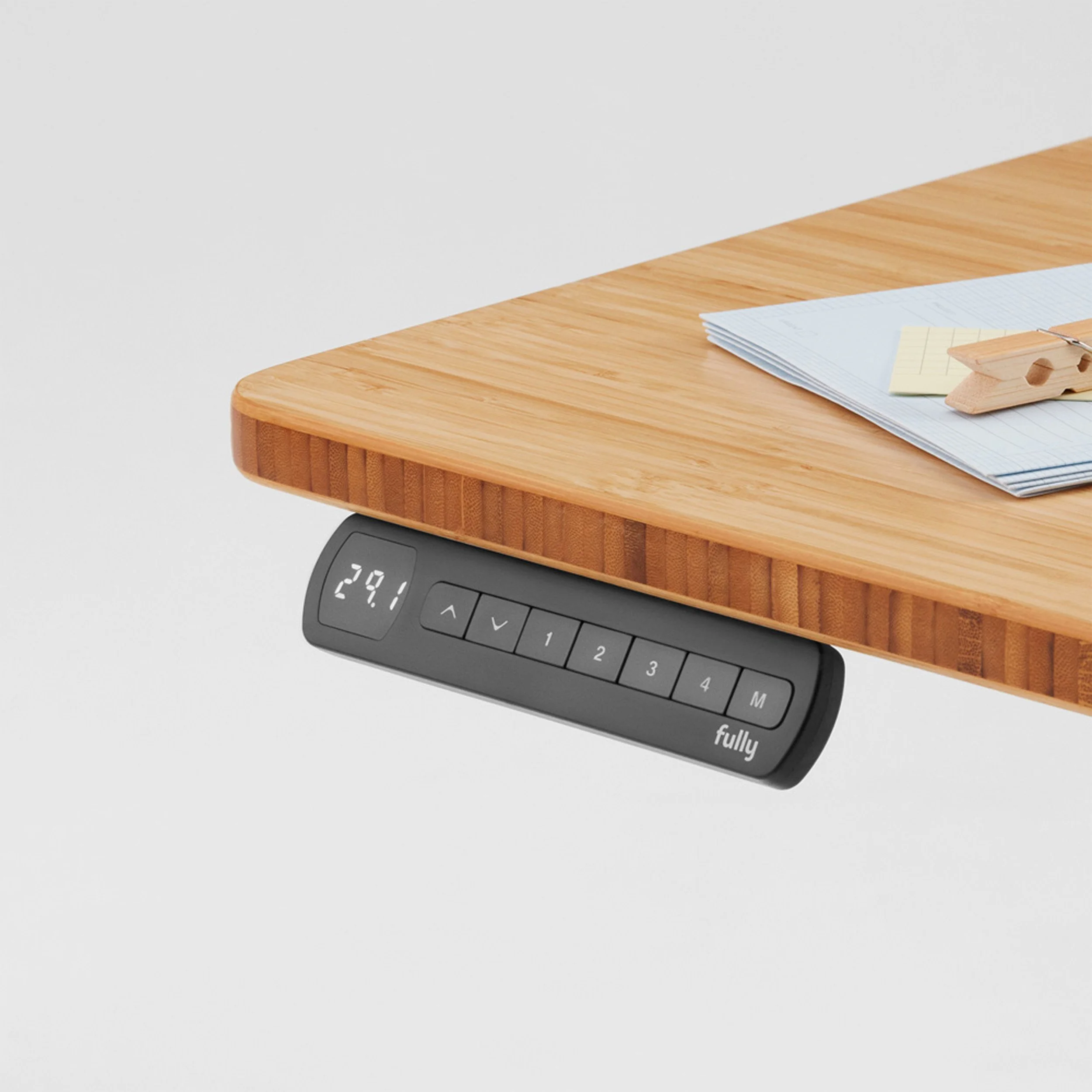 2021-Q3-dtl-remi-standing-desk-bamboo-handset.jpg