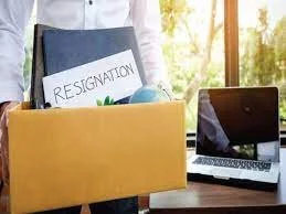 do i need to hand in a resignation letter?